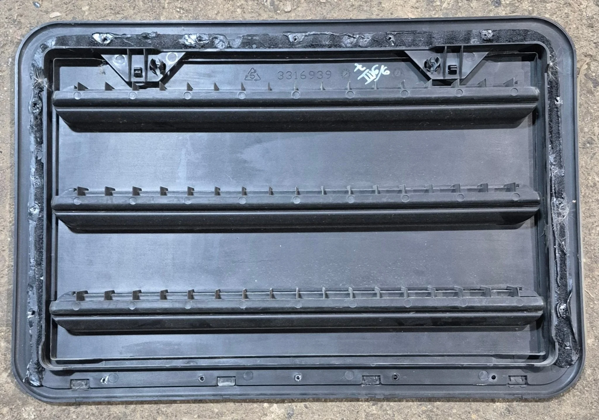Used Dometic Black Air Intake Side Refrigerator Vent- HAS FRAME - Image 3
