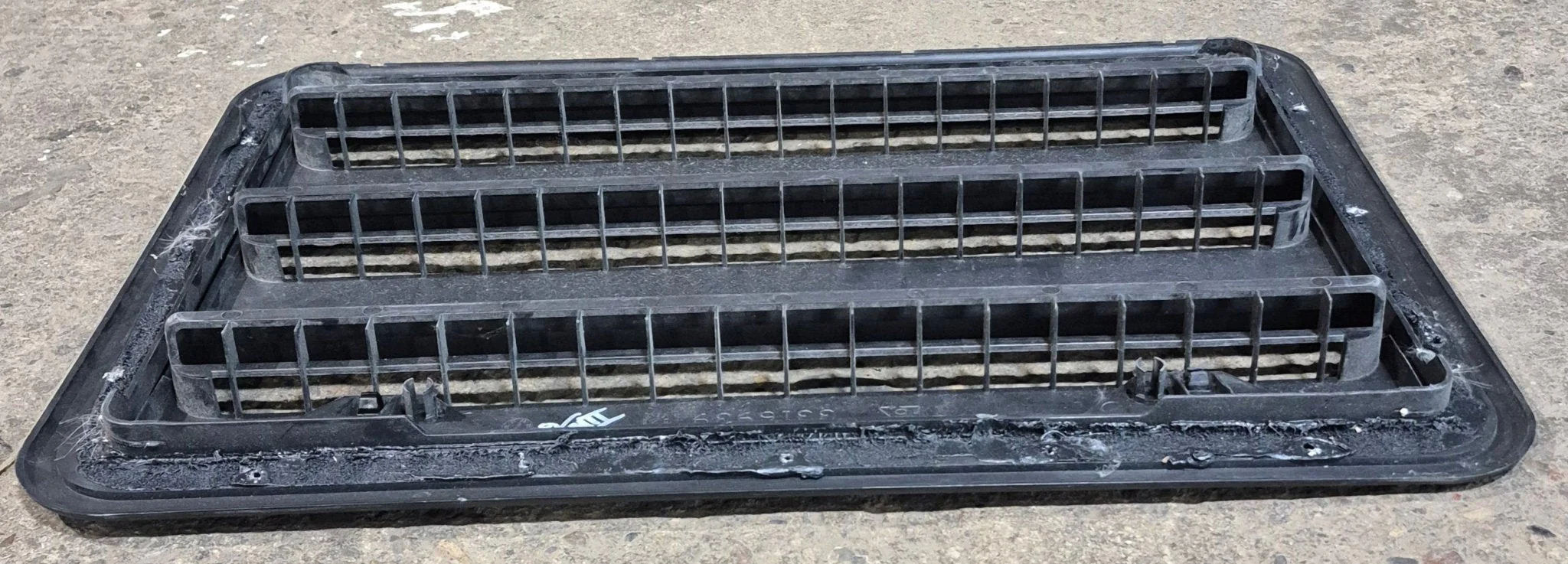 Used Dometic Black Air Intake Side Refrigerator Vent- HAS FRAME - Image 4