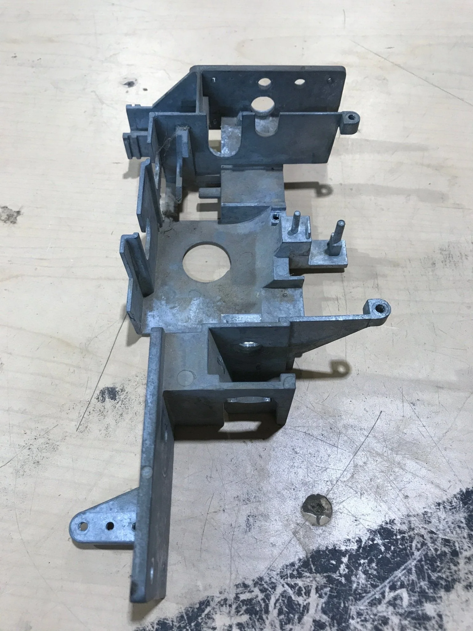 Used Dometic Bracket 2007410000 - Image 2