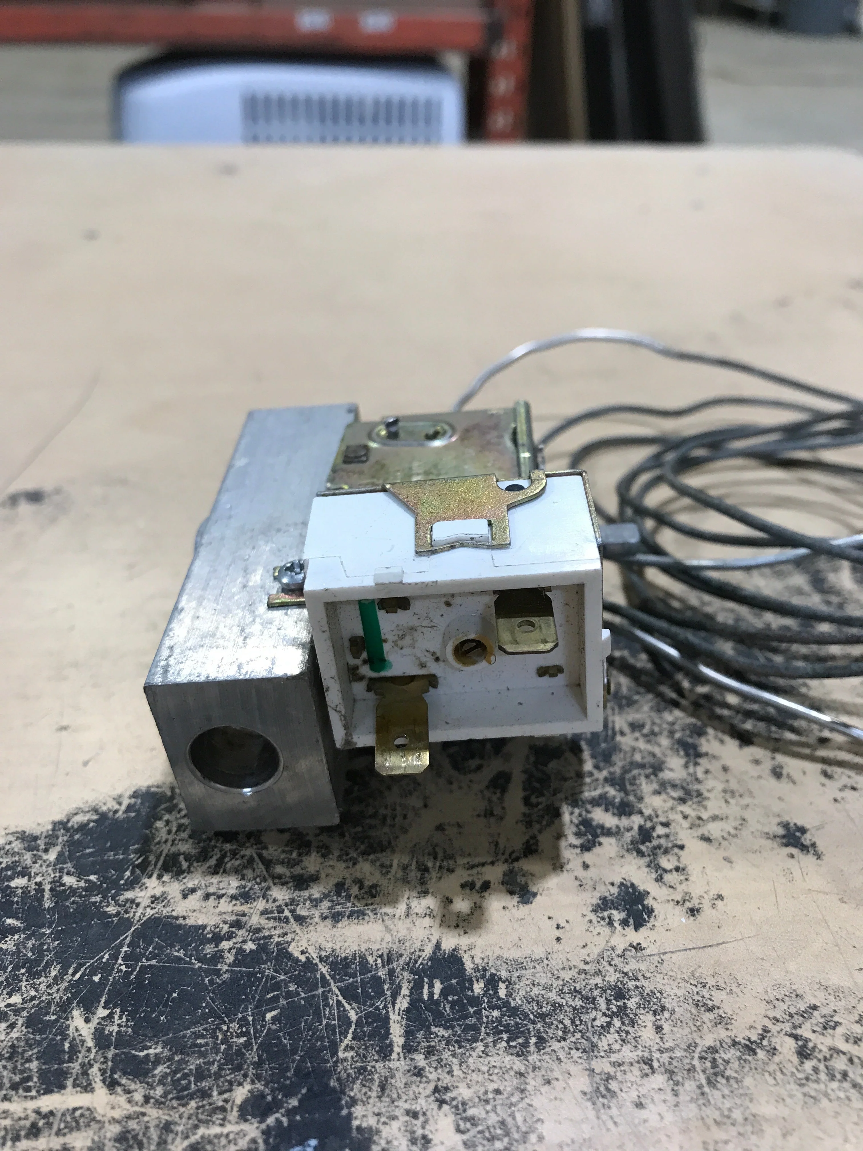 Used Dometic Combo Thermostat - 2007199009 - Image 2