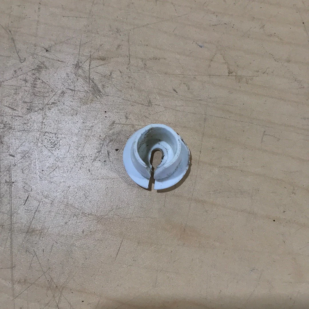 Used Dometic Drainage Plug- 2932115013 - Image 4
