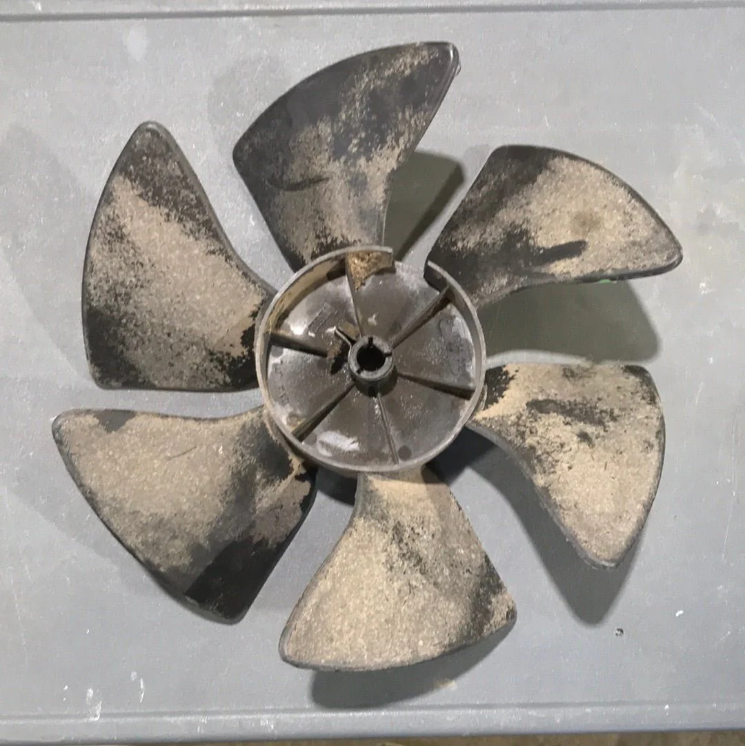 Used Dometic / Duo-therm Air Conditioner Condenser Fan Blade - 3313107.015 - Image 2