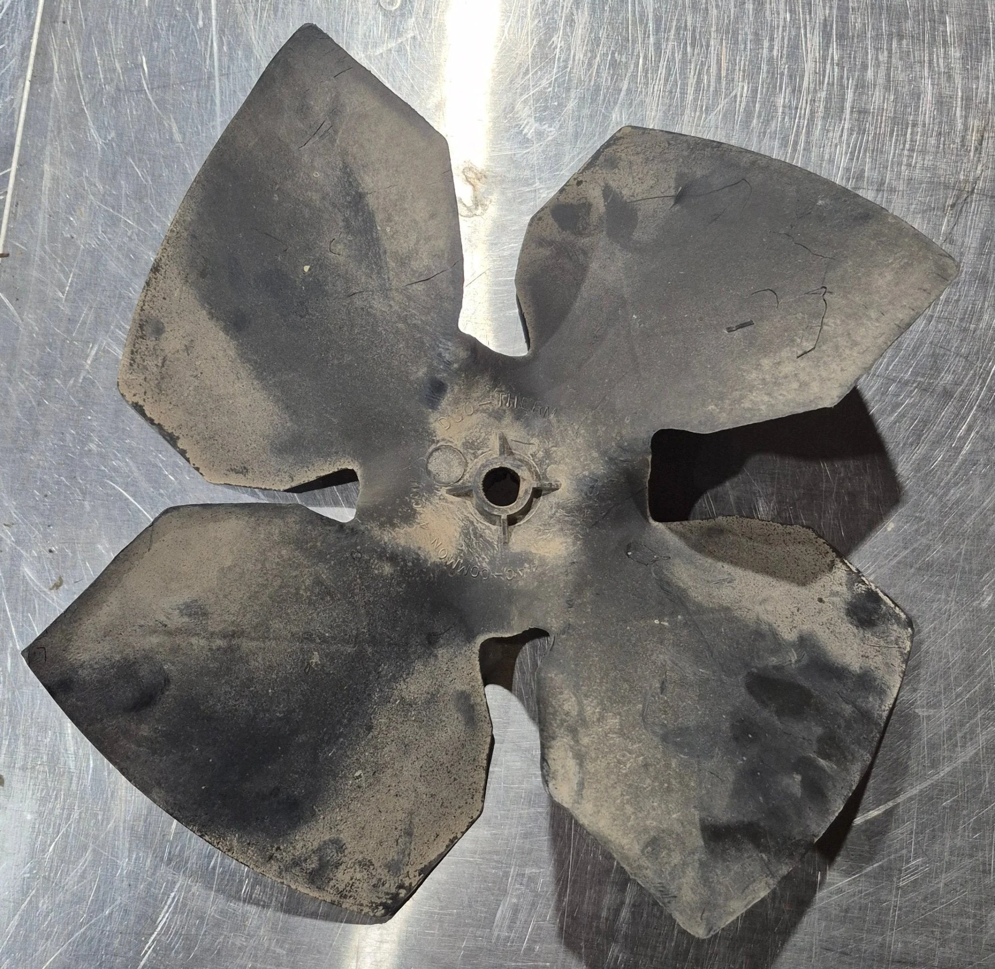 Used Dometic / Duo-therm Air Conditioner Fan Blade  - 317937.000 - Image 3