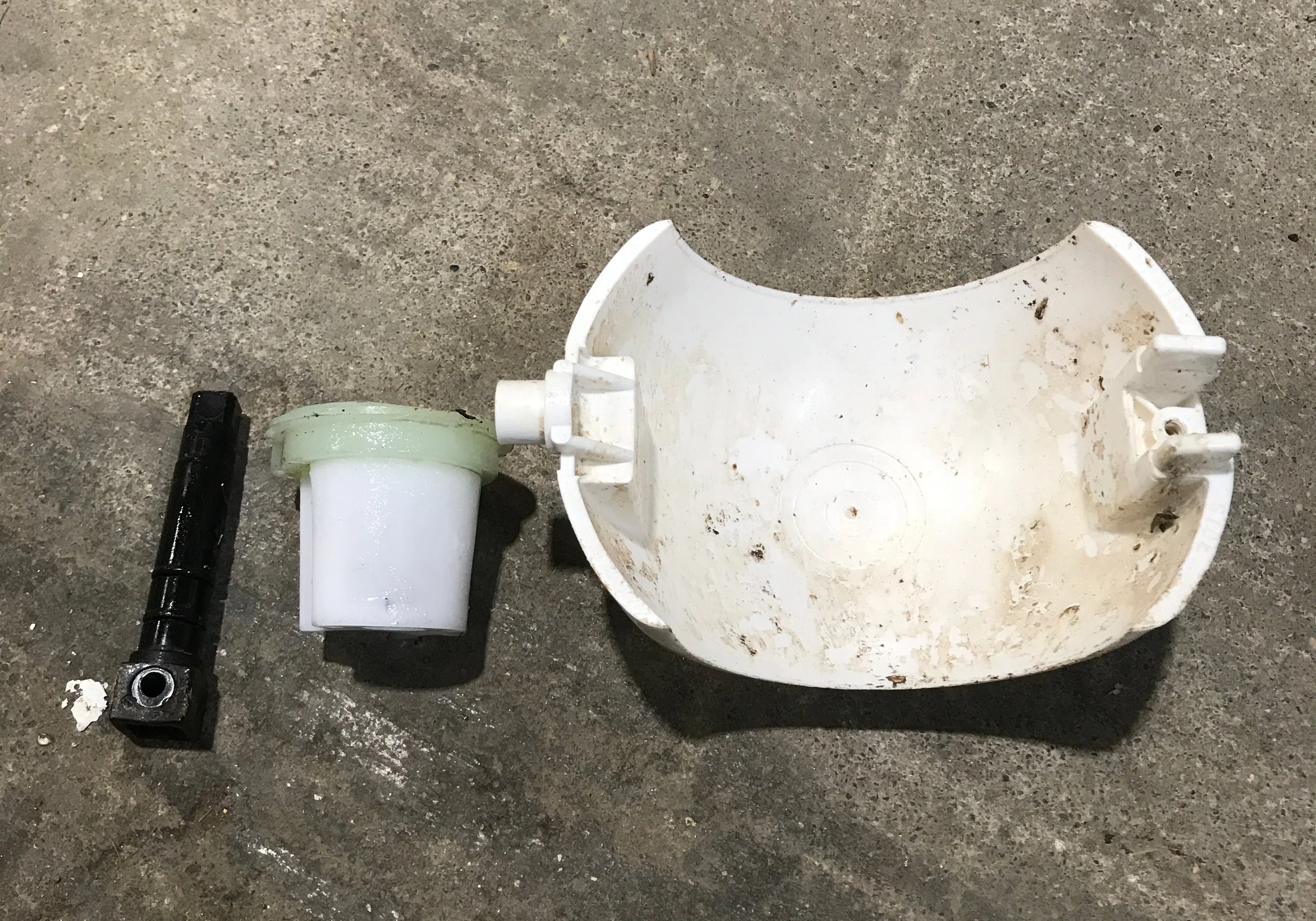 Used Dometic Flush Ball & Shaft - 385318162 - Image 2