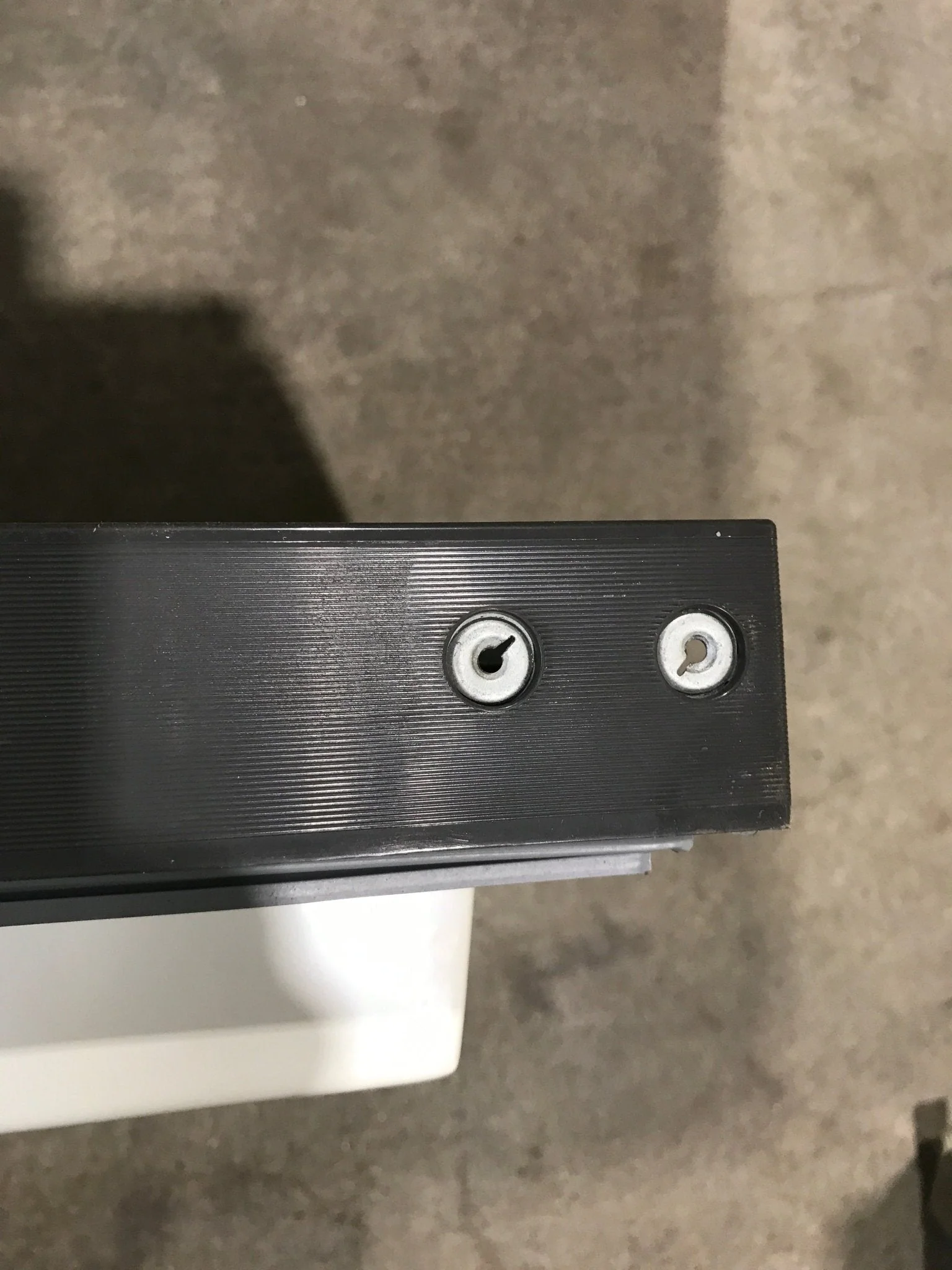Used Dometic Freezer Door - 2943208005 - Image 6