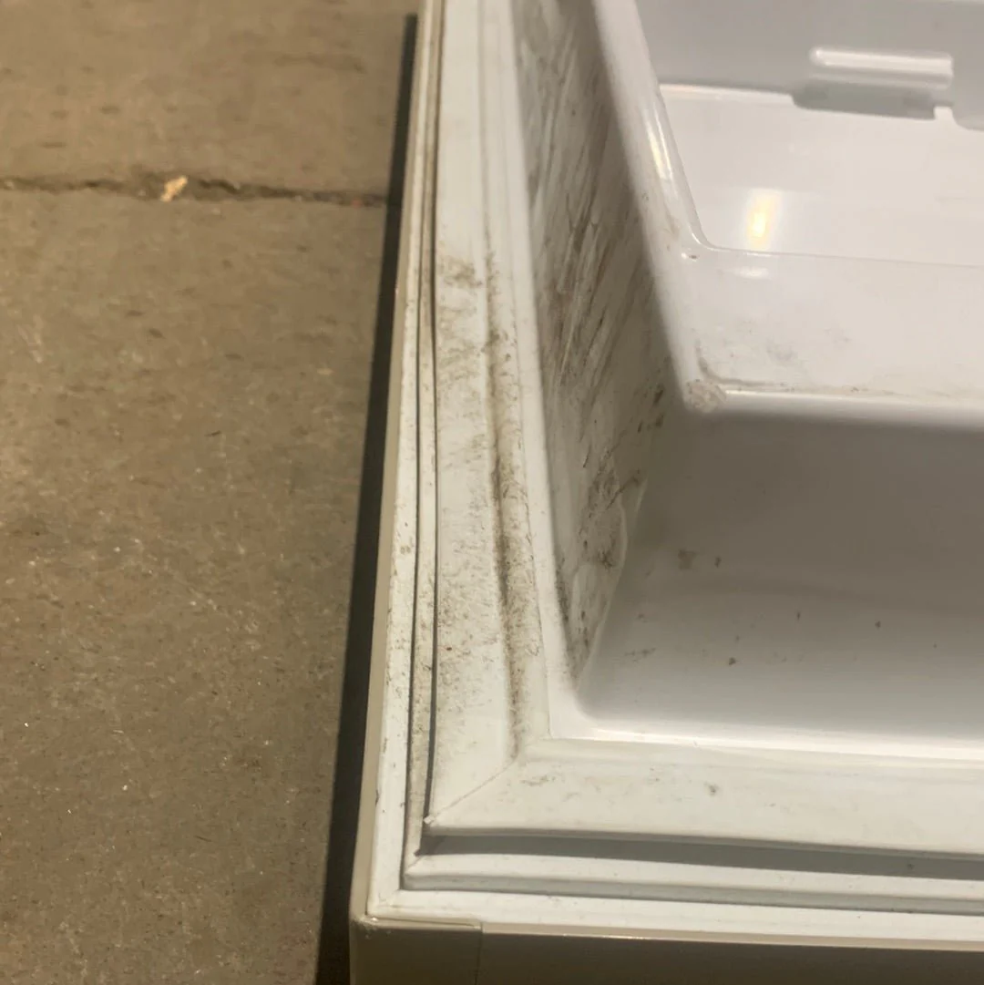 Used Dometic Freezer Door, Right Hand - 2932561091 - Image 3