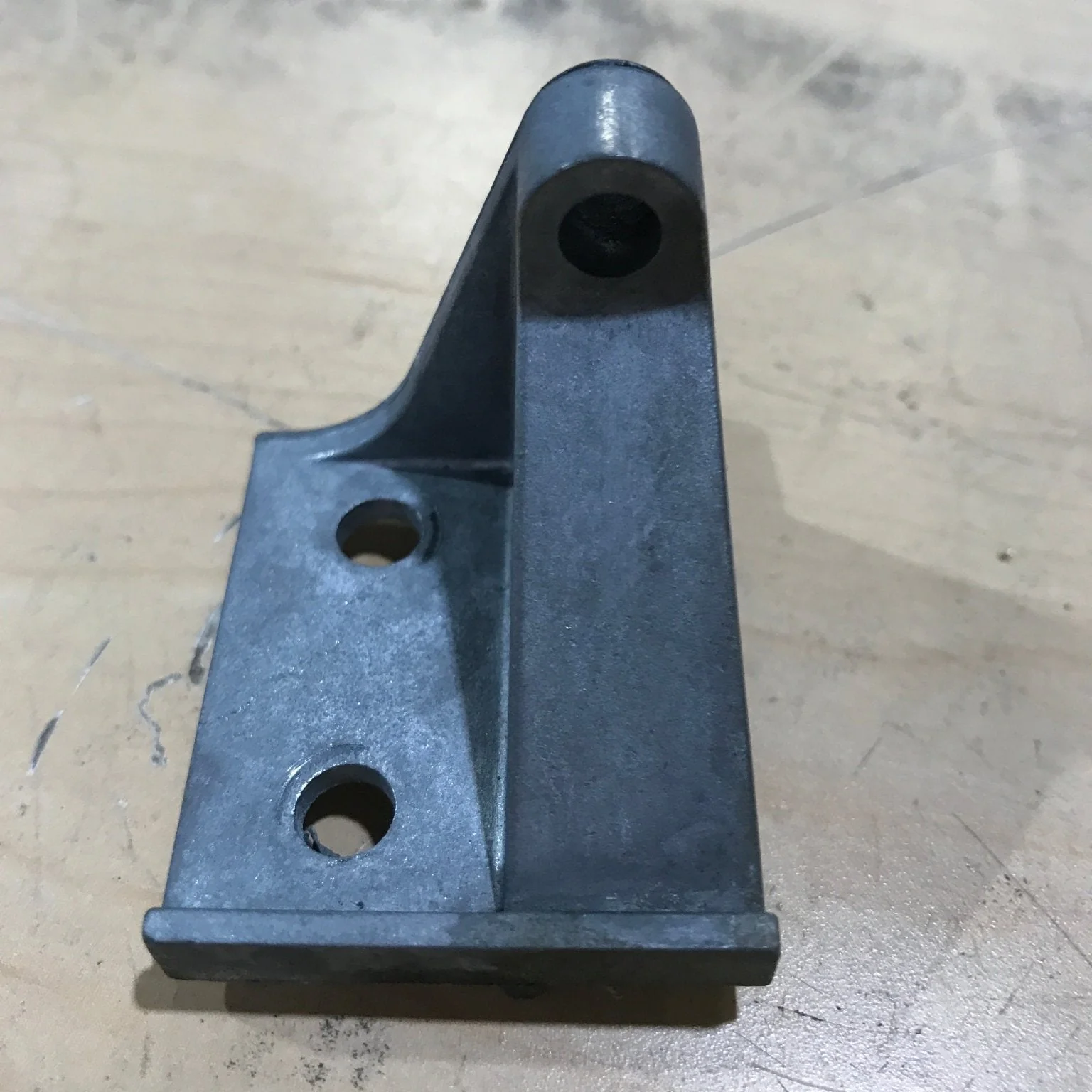 Used Dometic Fridge Door Hinge Lower Right 2930232000 - Image 3