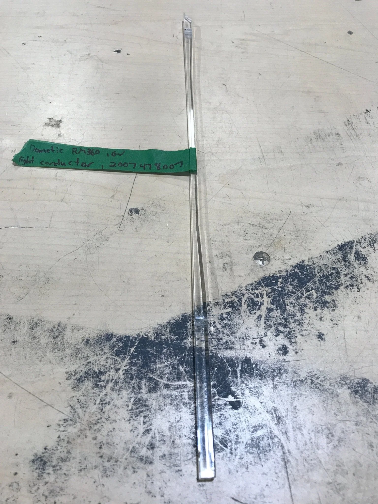Used Dometic Fridge Light Conductor - 2007478007 - Image 2