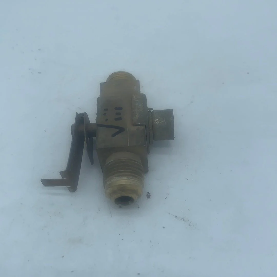 Used Dometic Gas Valve 2007430008 - Image 3