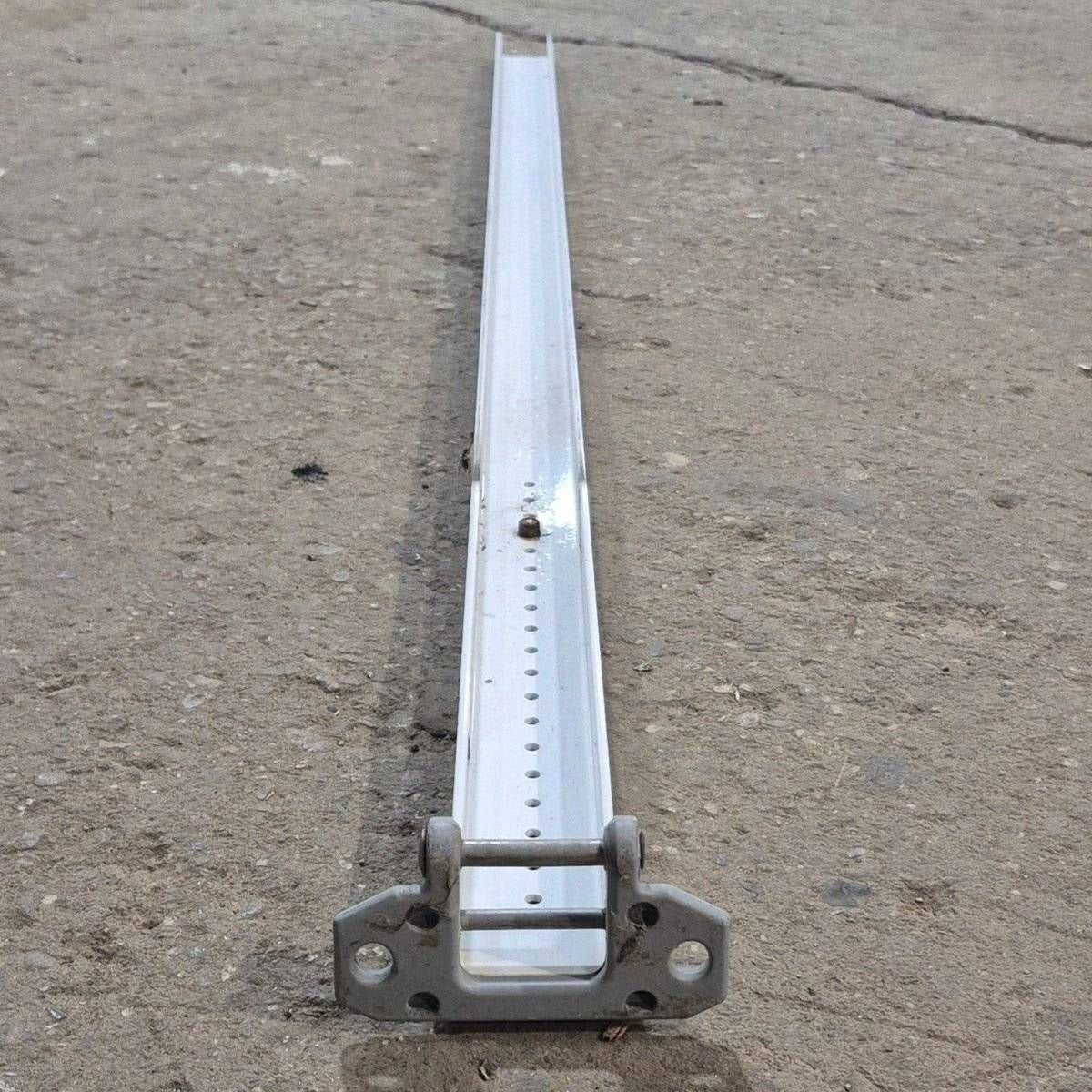 Used Dometic Inner Main Arm, Adjustable - 830466.516B - Image 5