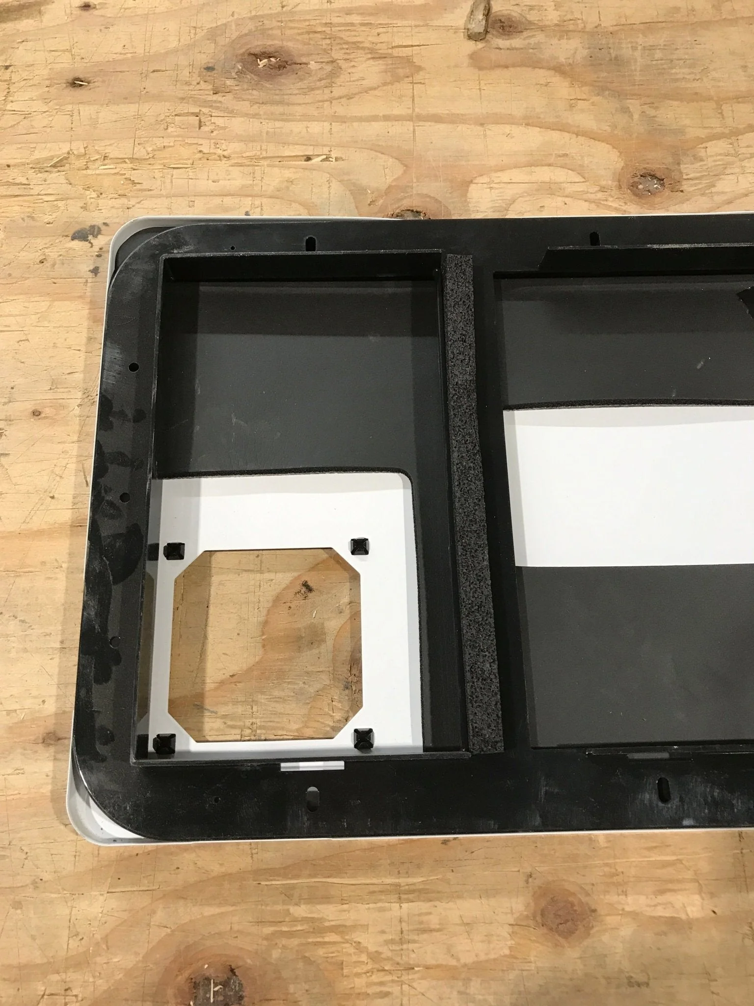 Used Dometic Mojave Exterior Furnace Access Door, Artic White - 33059 - Image 6