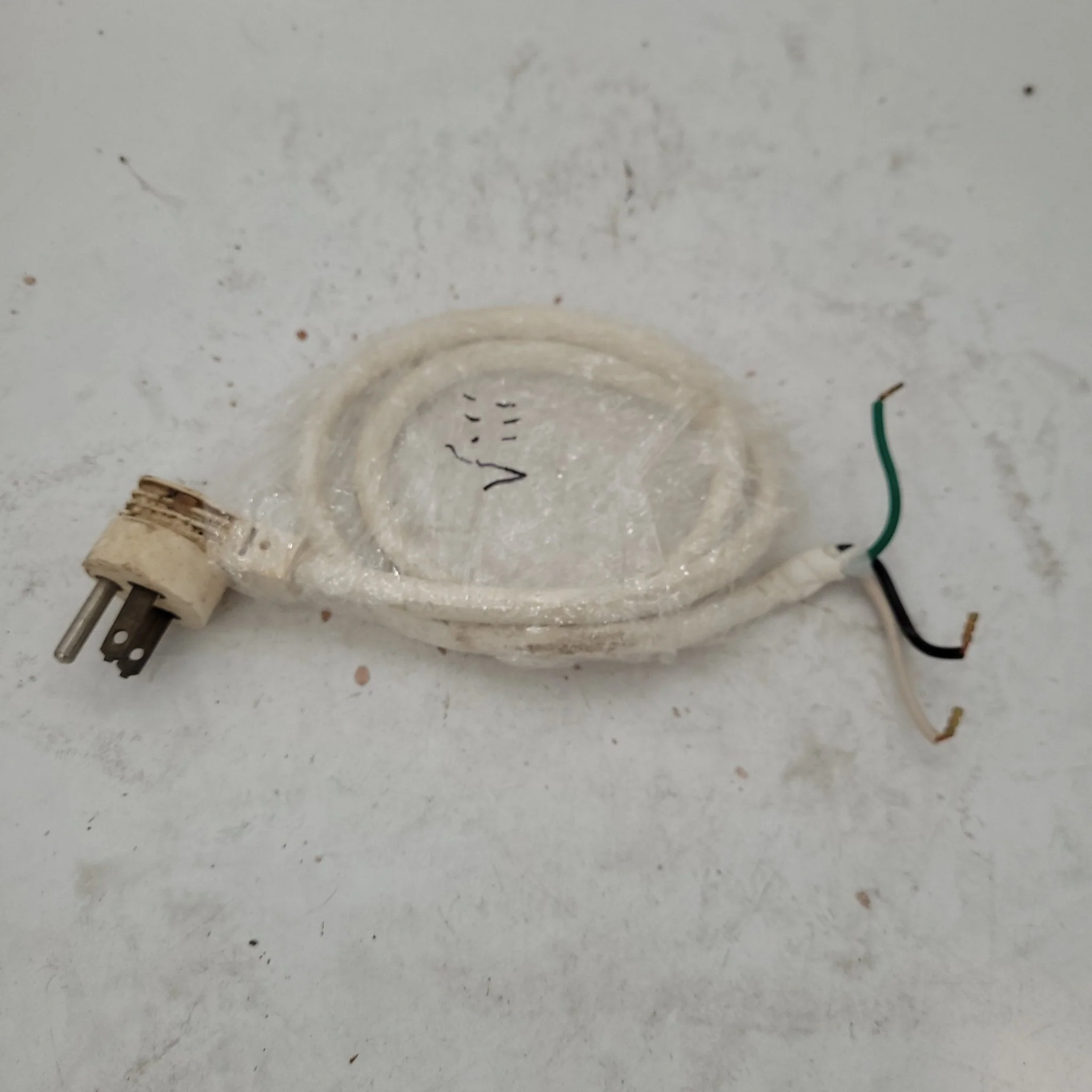 Used Dometic Power Cord - 2002699011 - Image 2