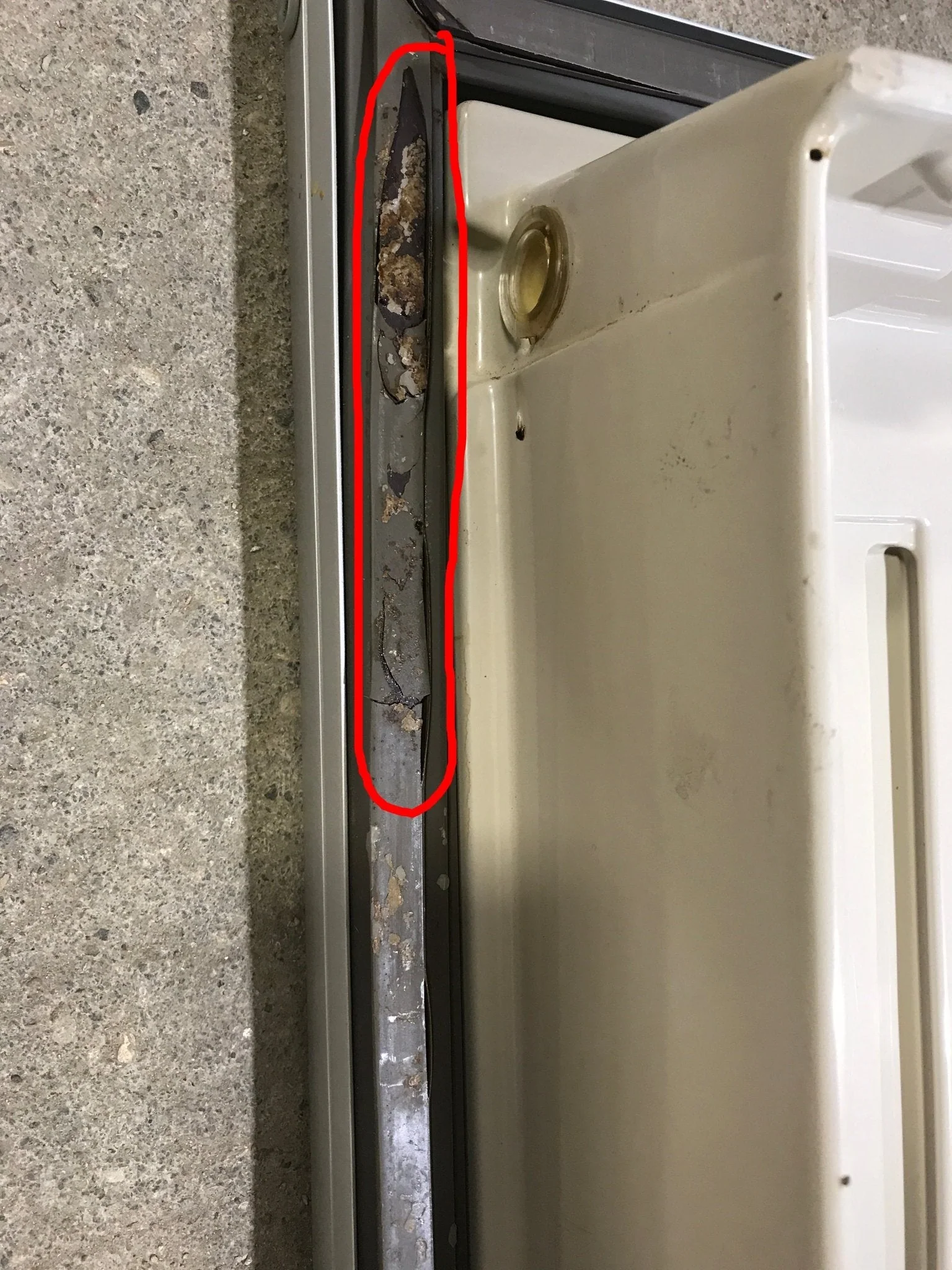Used Dometic Refrigerator Door - 2930929142 - 24 3/8" W x 37" H - Image 7
