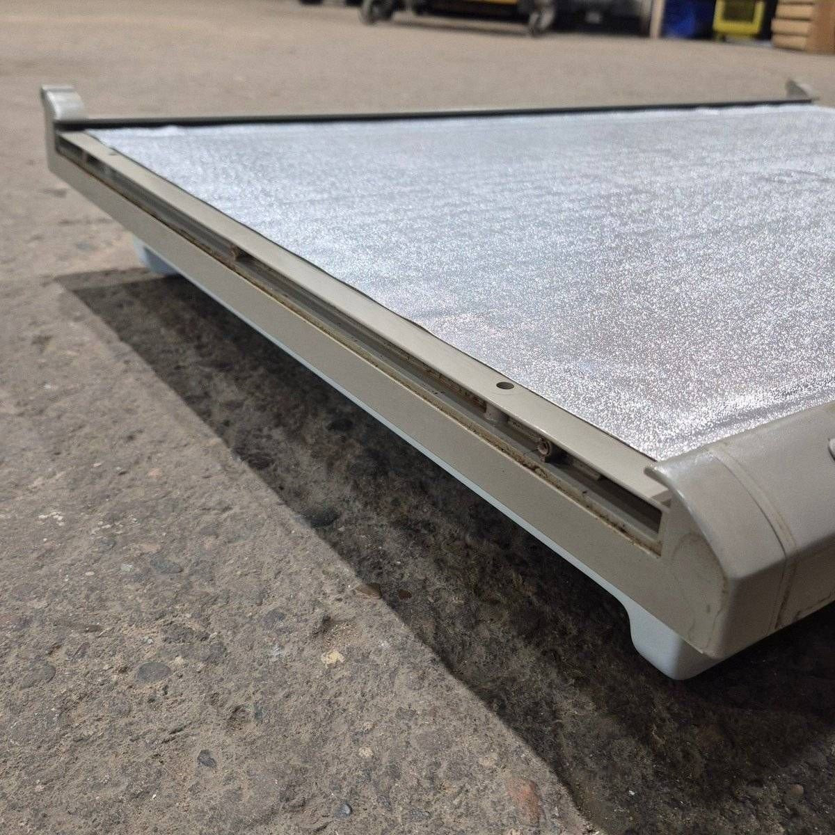 Used Dometic Refrigerator Door, Fair Used Shape, 33 1/4" X 22 5/8" - 2932563121 - Image 4