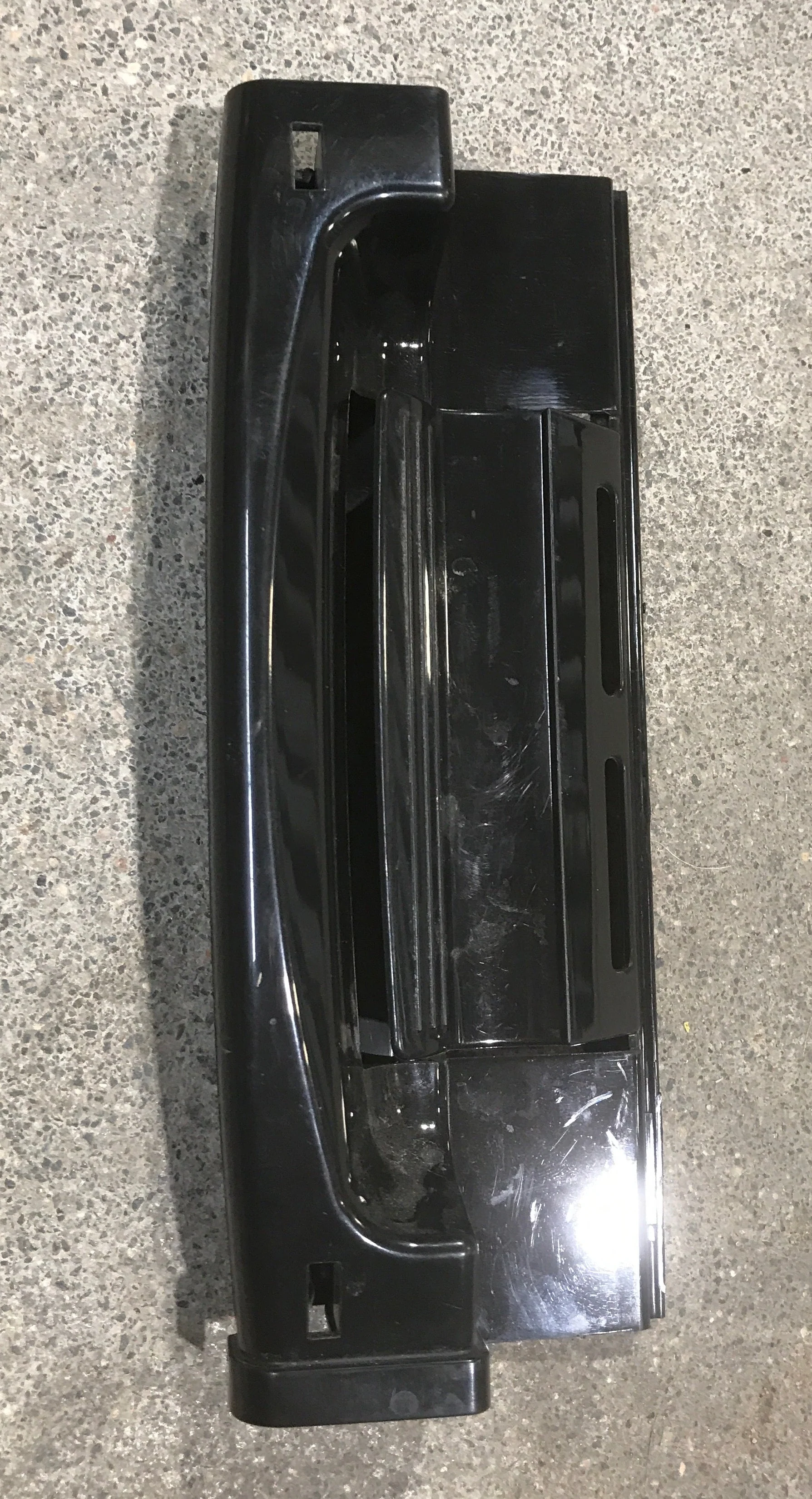 Used Dometic Refrigerator Door Handle, Black - 3851047039 - Image 3