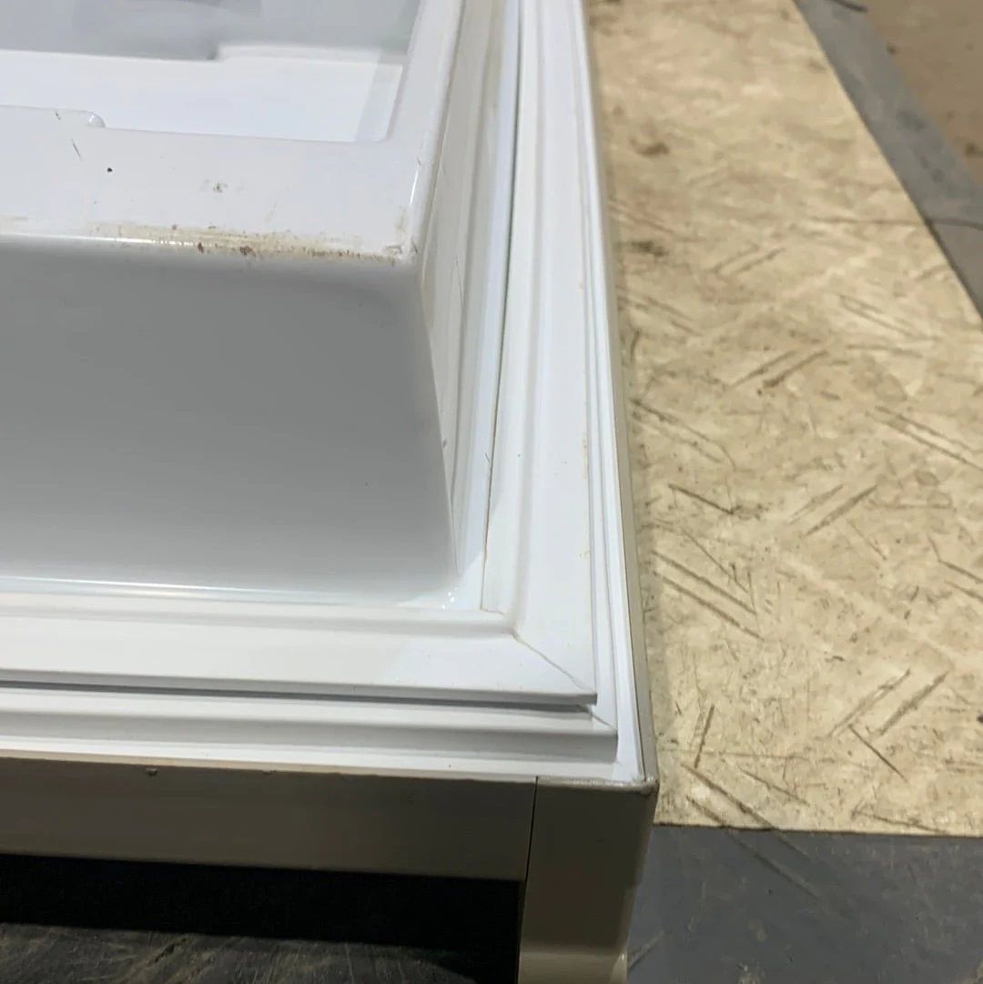 Used Dometic Freezer Door, Right Hand - 2932561109 - 22 1/2" W x 16 3/4" H - Image 6