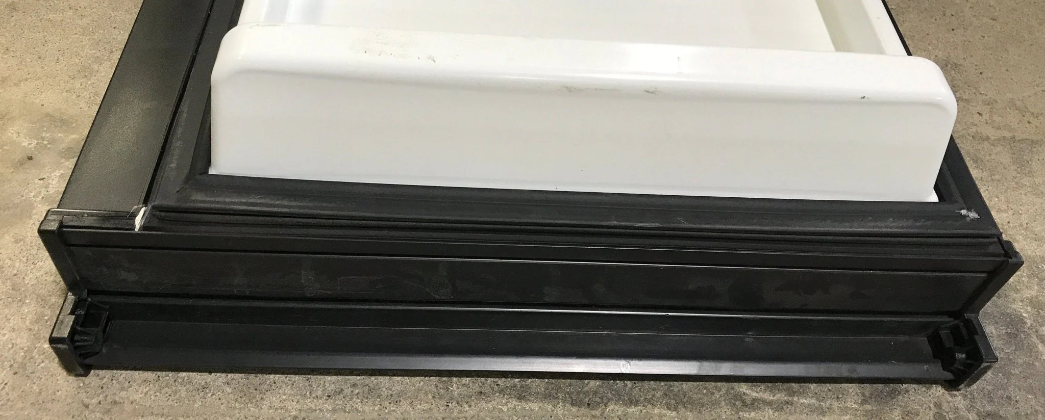 Used Dometic Refrigerator Freezer Door 3850998026 24 1/2" W x 18" H - Image 6