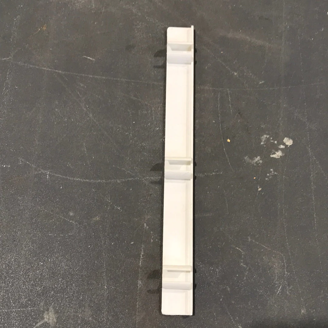 Used Dometic Retainer 2926235033 - Image 3