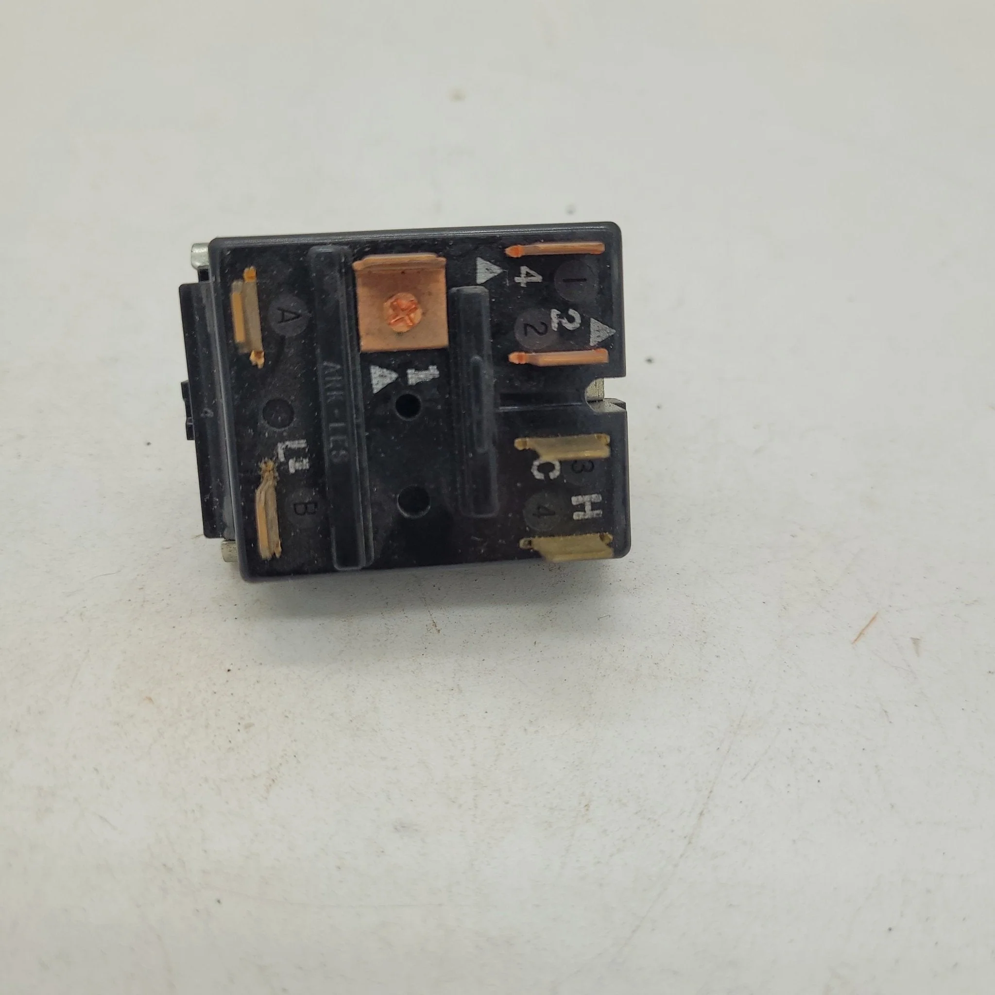 Used Dometic Air Conditioner Rotary Switch - 20250 - Image 3