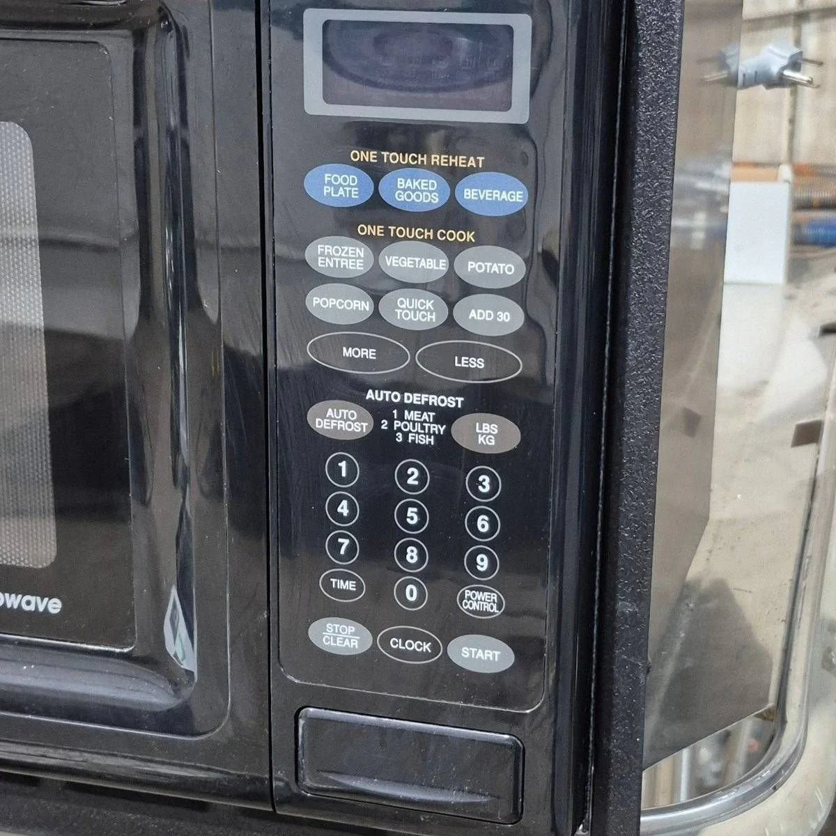 Used Dometic RV Microwave - 20.75" x 13.375" x 14.5" - Image 2