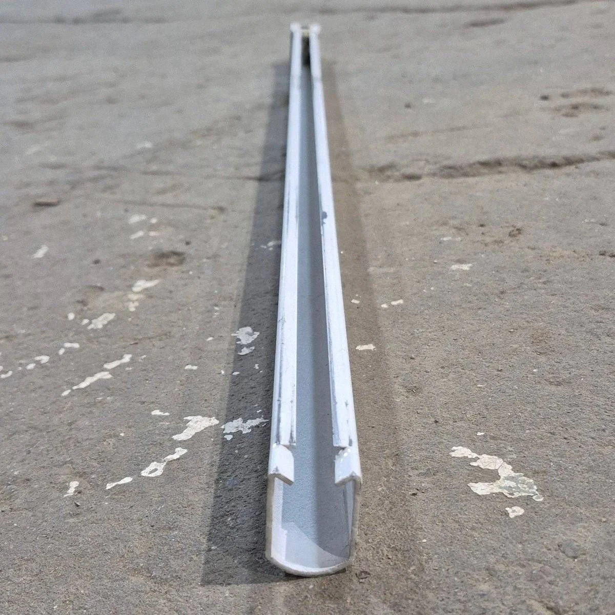 Used Dometic Secondary Rafter Arm, White, 32 1/2" - Sunchaser II , 3312972.004B - Image 4