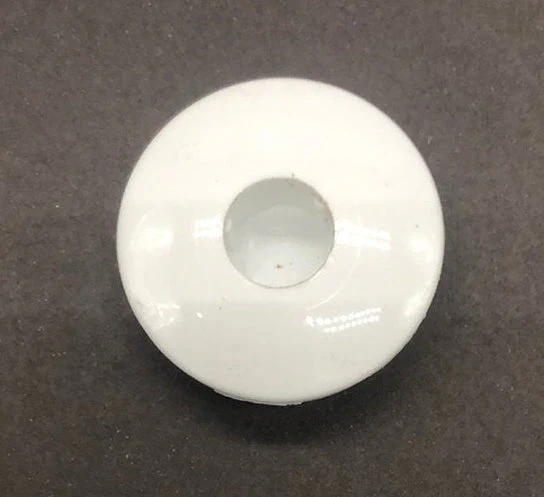 Used Dometic Shelf Plug, Right, Single - 2932101013