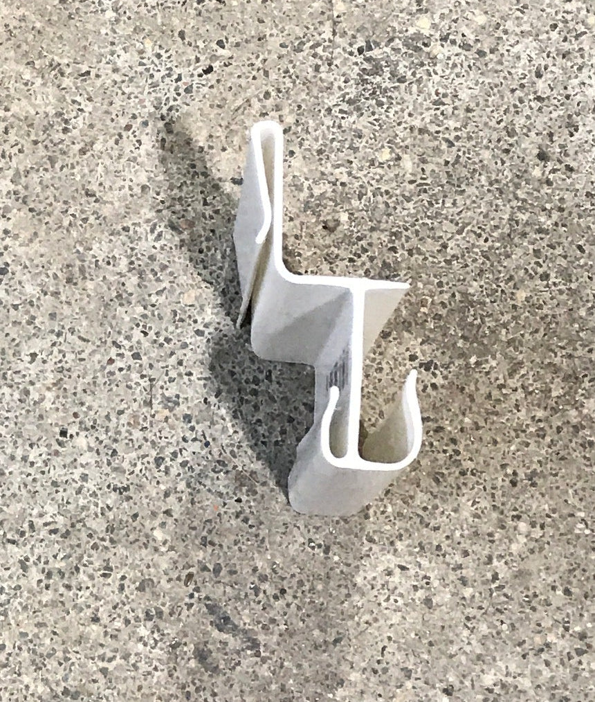 Used Dometic Thermistor Bracket - 2932456029 - Image 2