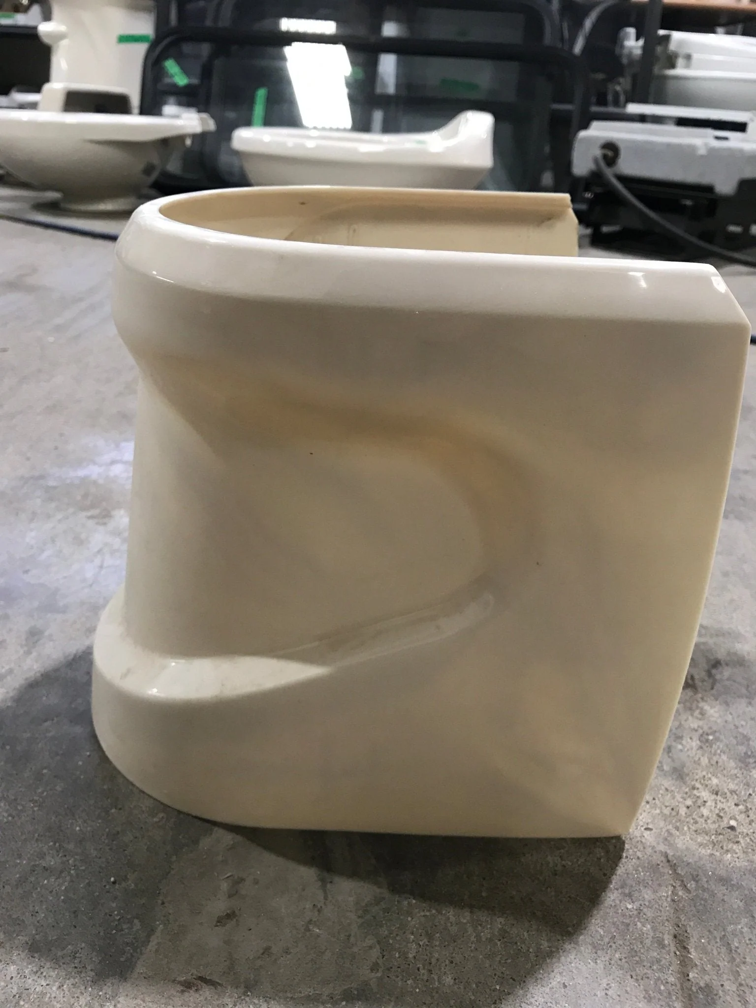 Used Dometic Toilet Pedestal Base Replacement - 385311127 - Image 3