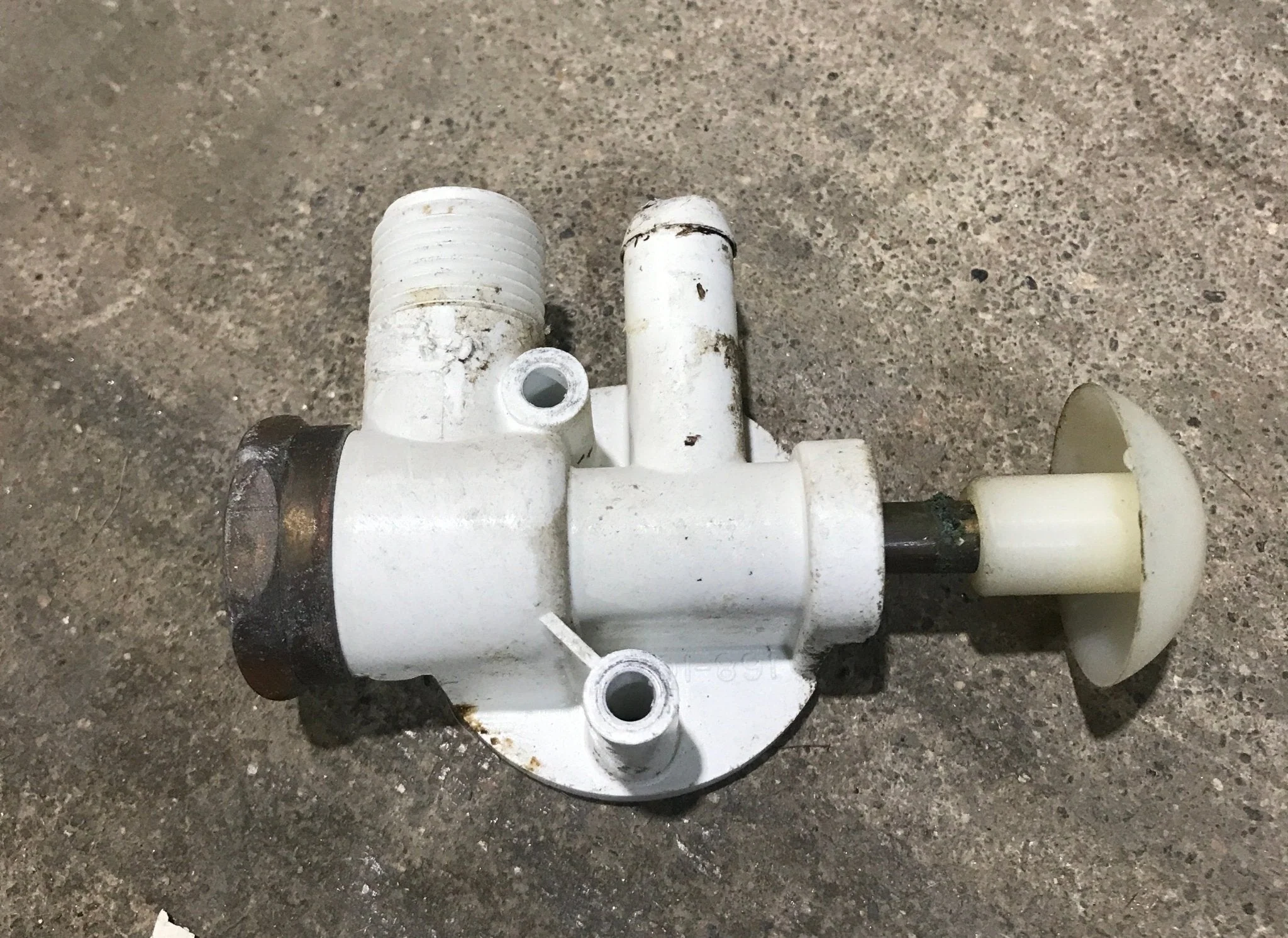 Used Dometic Toilet Water Valve - 385314349 - Image 2