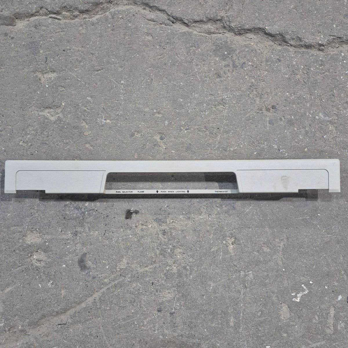 Used Dometic Top Cover/ Trim - 2932640010
