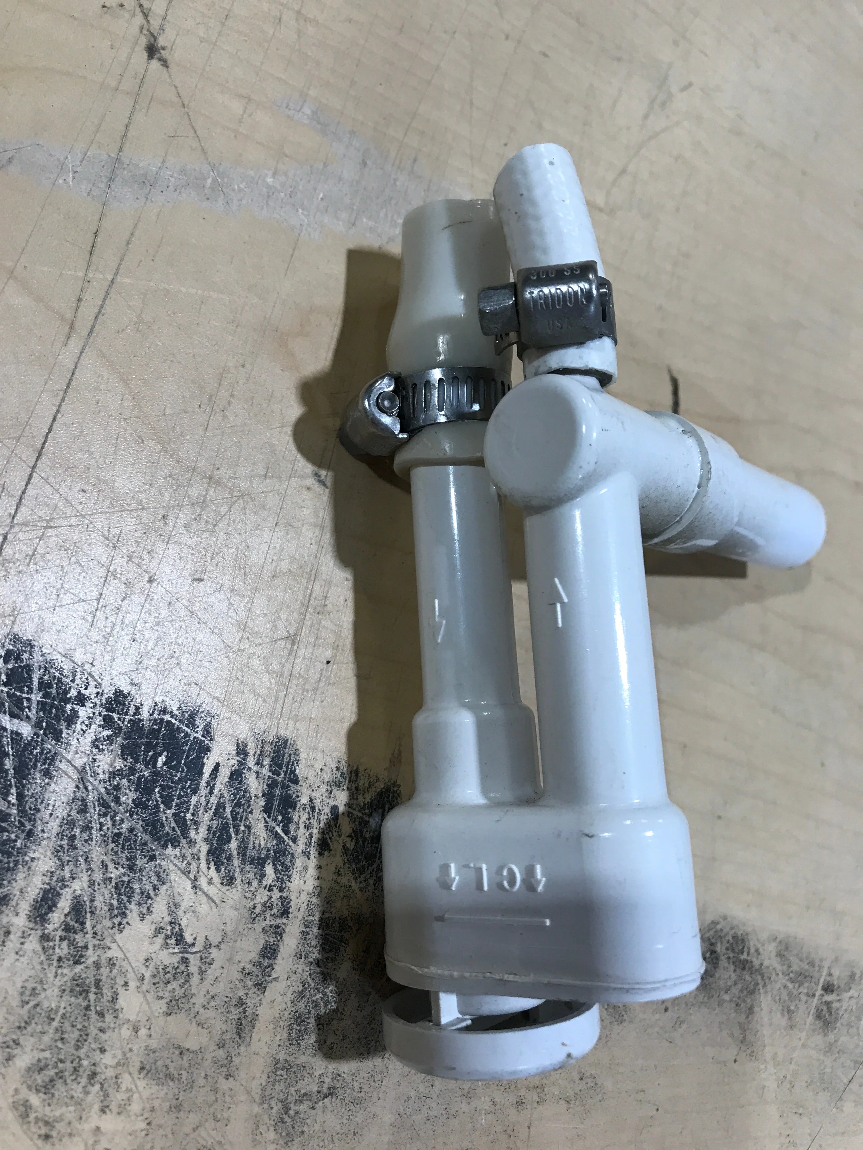 Used Dometic Vacuum Breaker (With Hand Sprayer) - 385230325 - Image 4