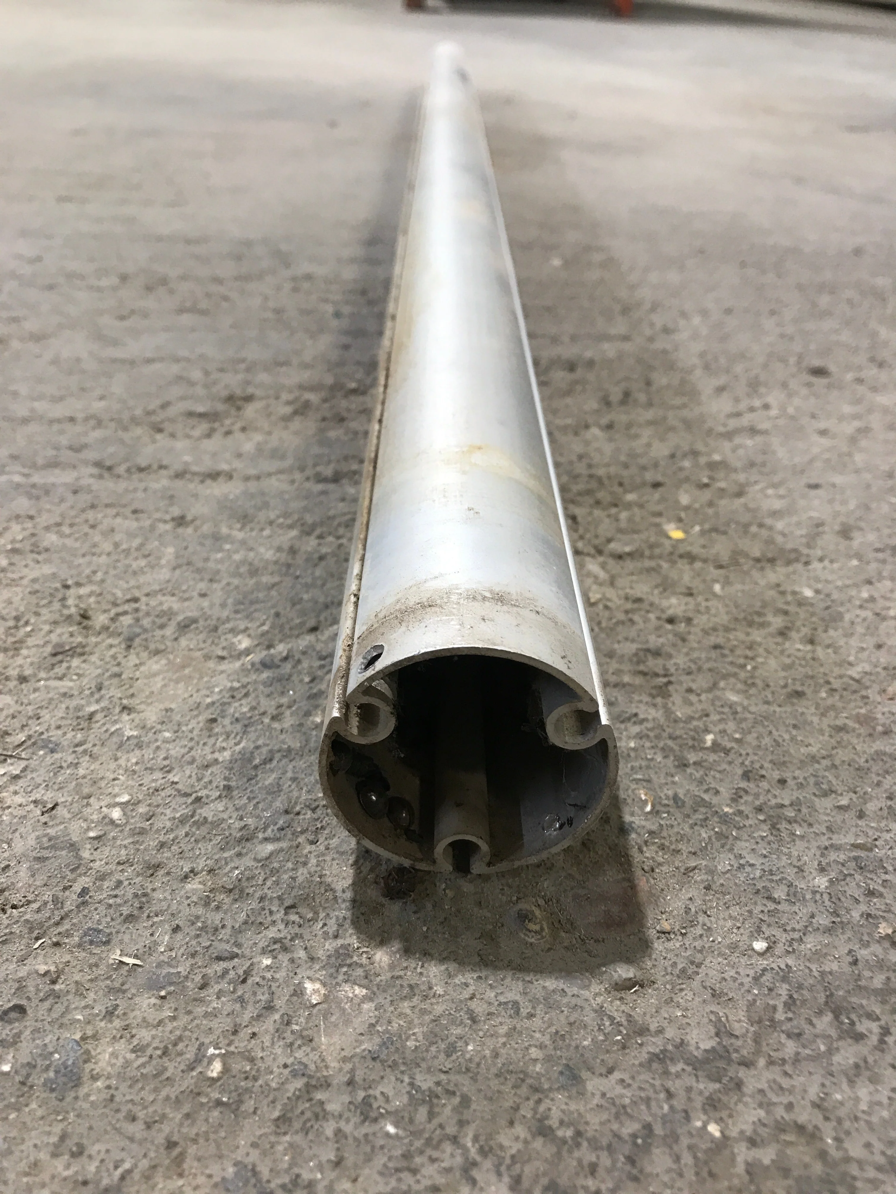 Used Dometic Window Awning Roller Tube 45 3/4" - Image 2