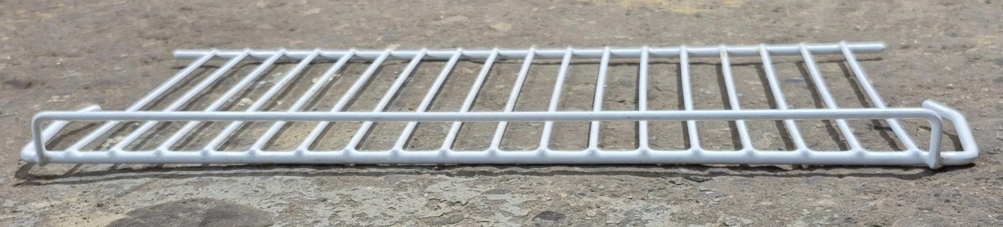Used Dometic Wire Shelf - 2905290025 - Image 3