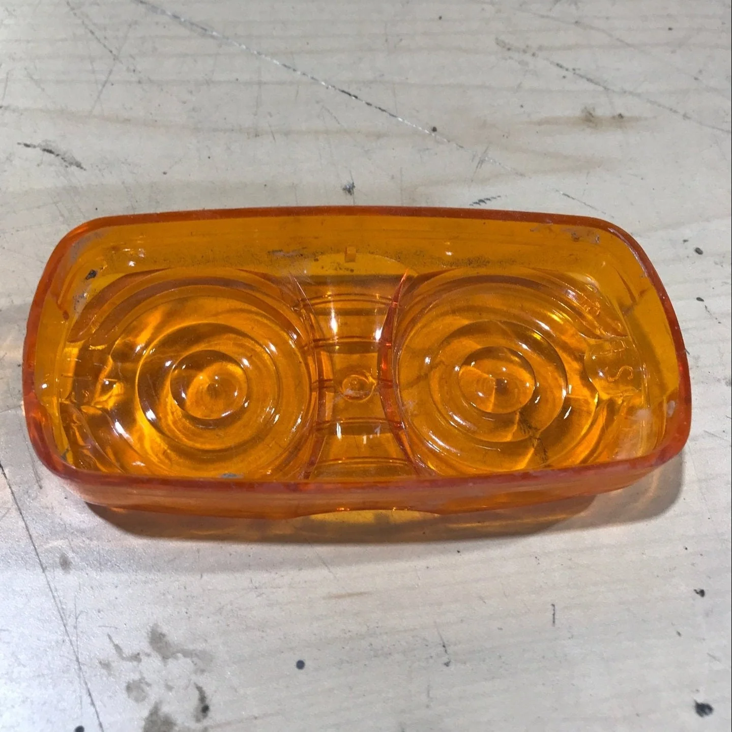 Used DOT P2 PC 90 Replacement Lens for Marker Light - Amber - Image 4