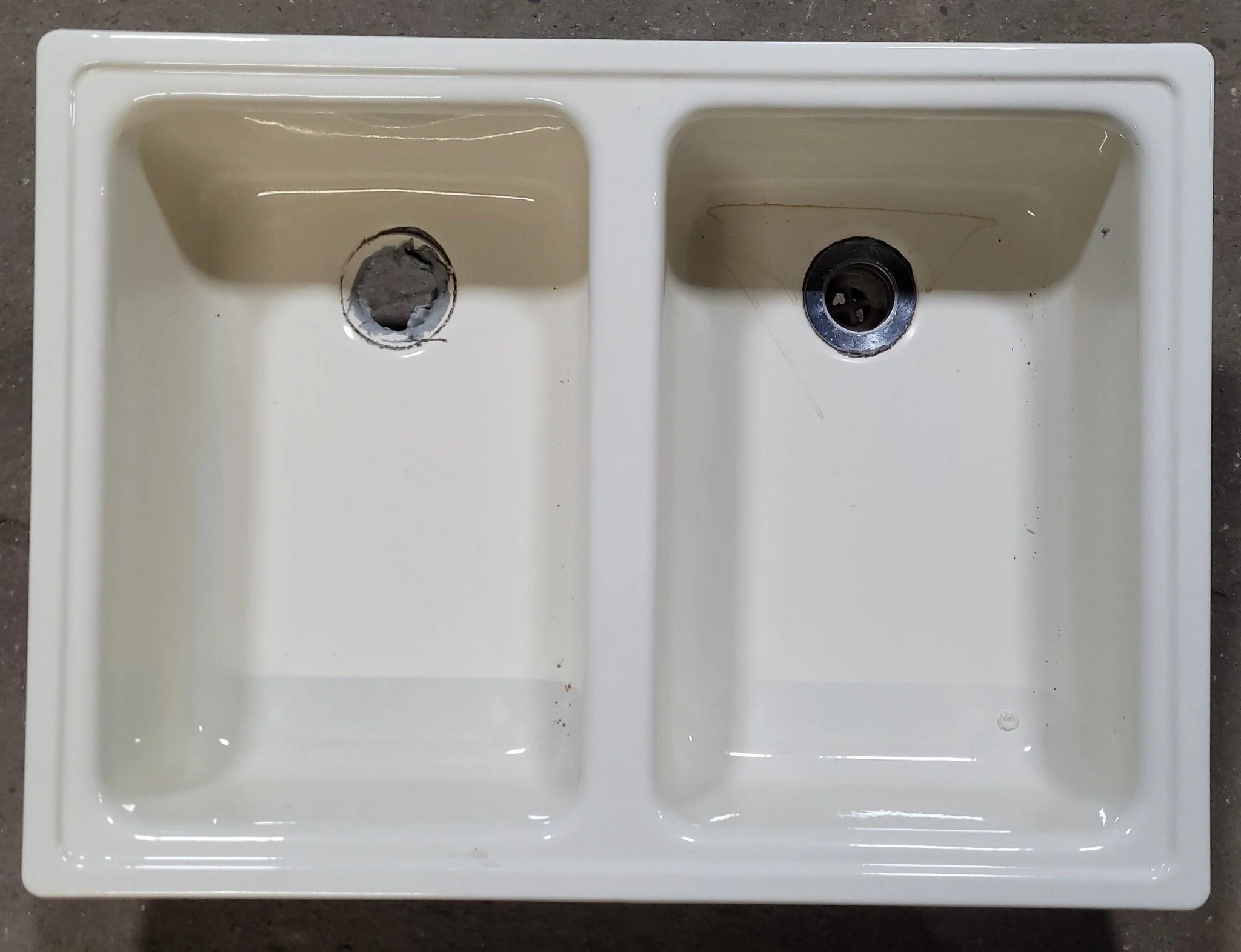 Used Double Kitchen Sink 24 1/2” W X 18” L