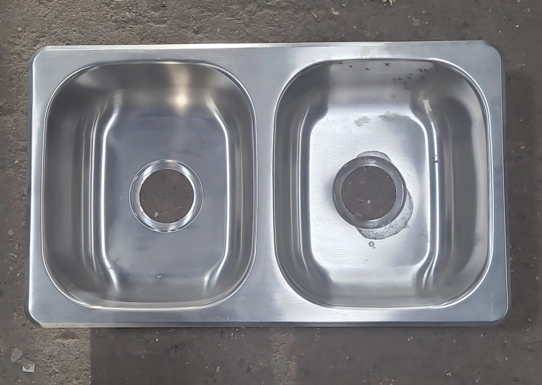 Used Double Kitchen Sink 27" X 16" X 7" D