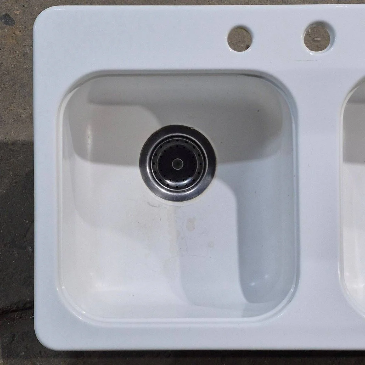 Used Double Kitchen Sink - 29" x 17.5" x 9.25" - Image 2