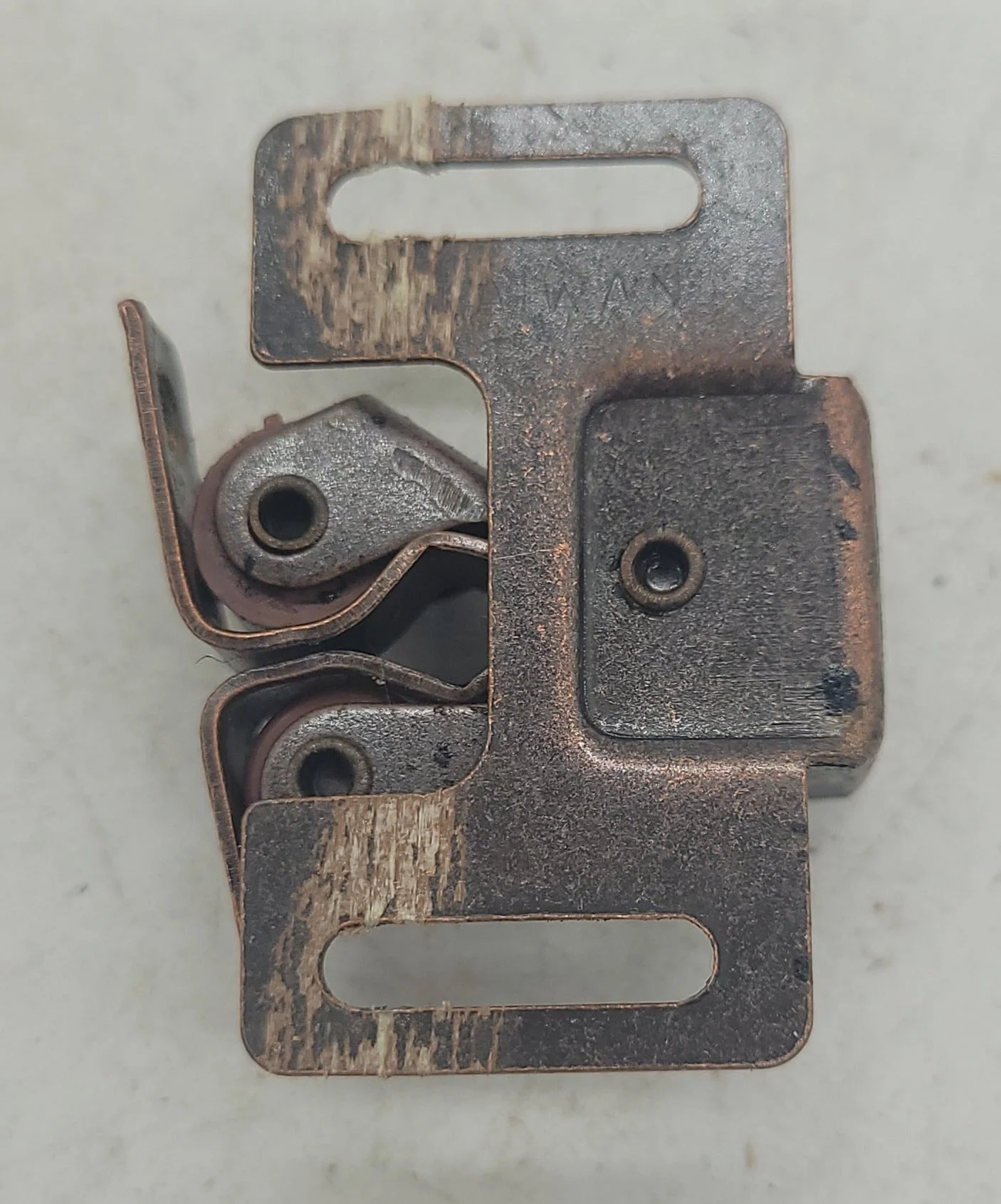 Used Double Roller Cabinet Catch - Image 2