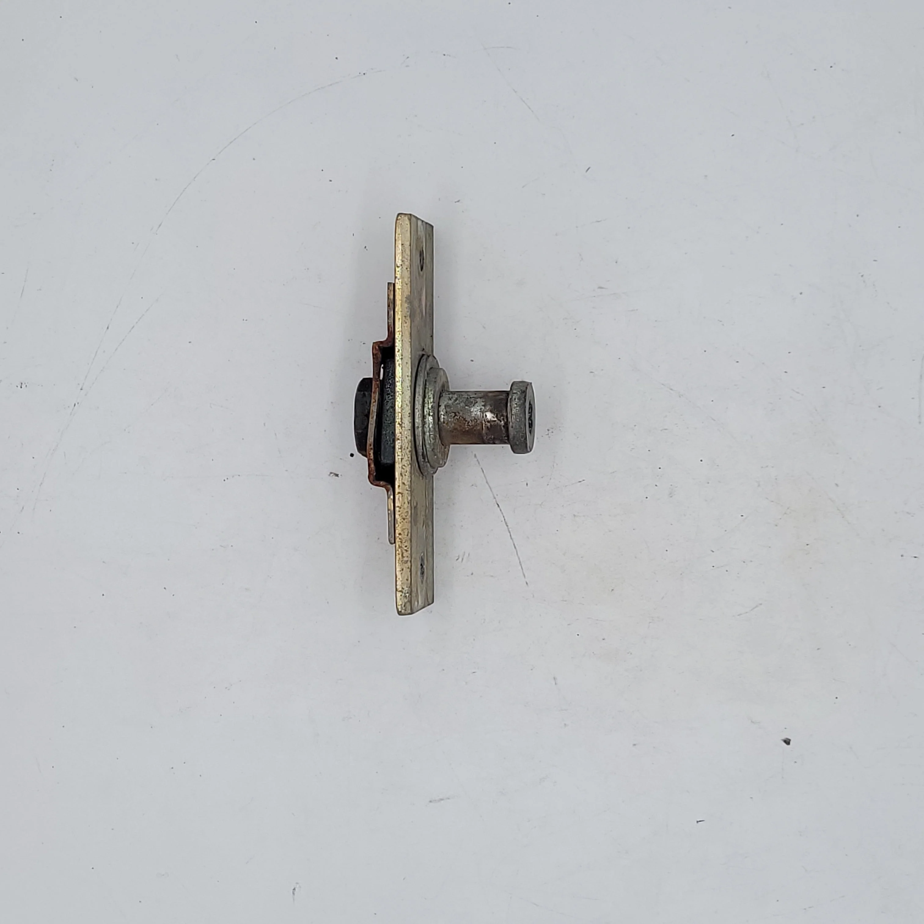 Used Pace Arrow Driver Door Anchor/ Stricker Plate - Image 2