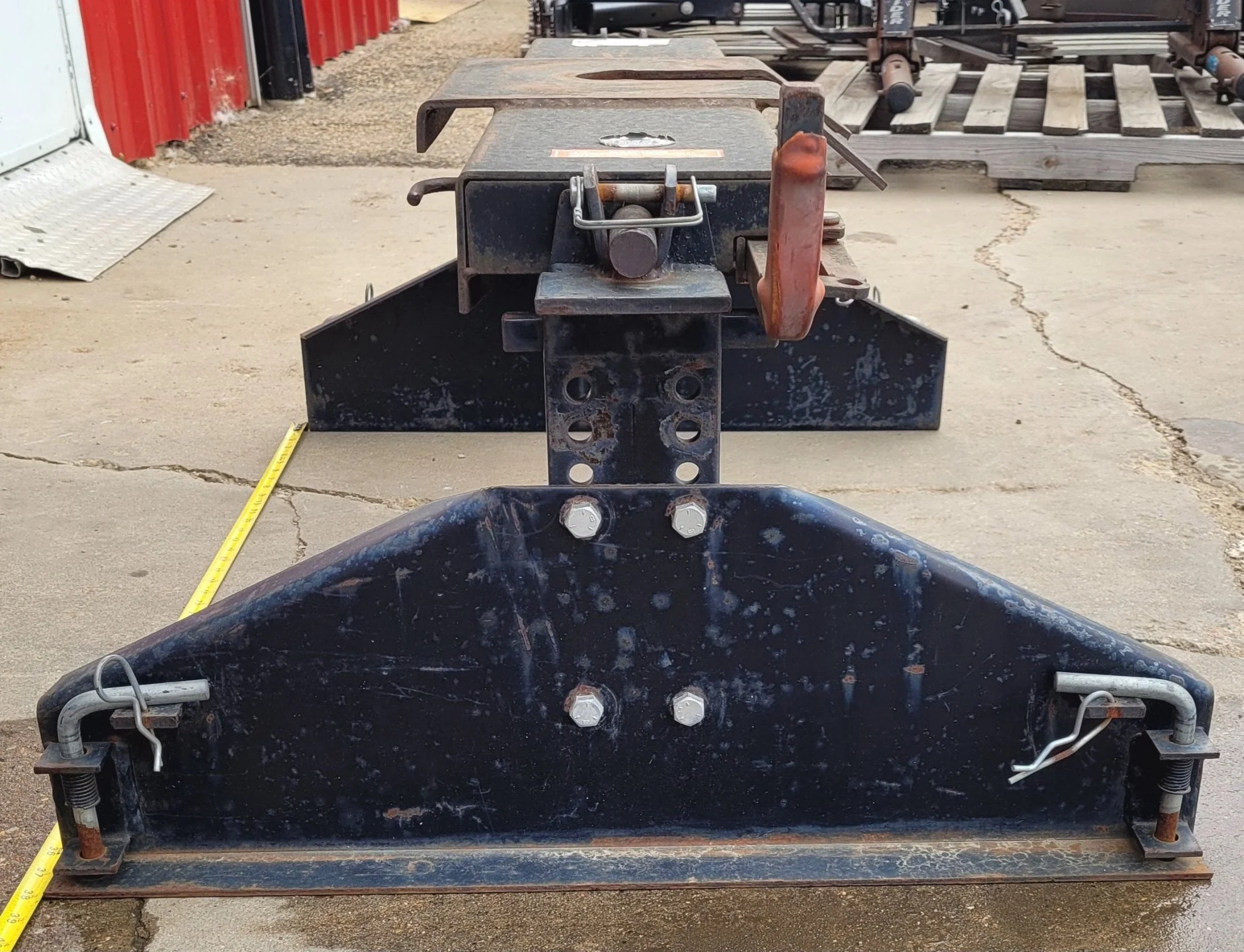 Used DSP Fifth Wheel Trailer Hitch - 17K - Image 5