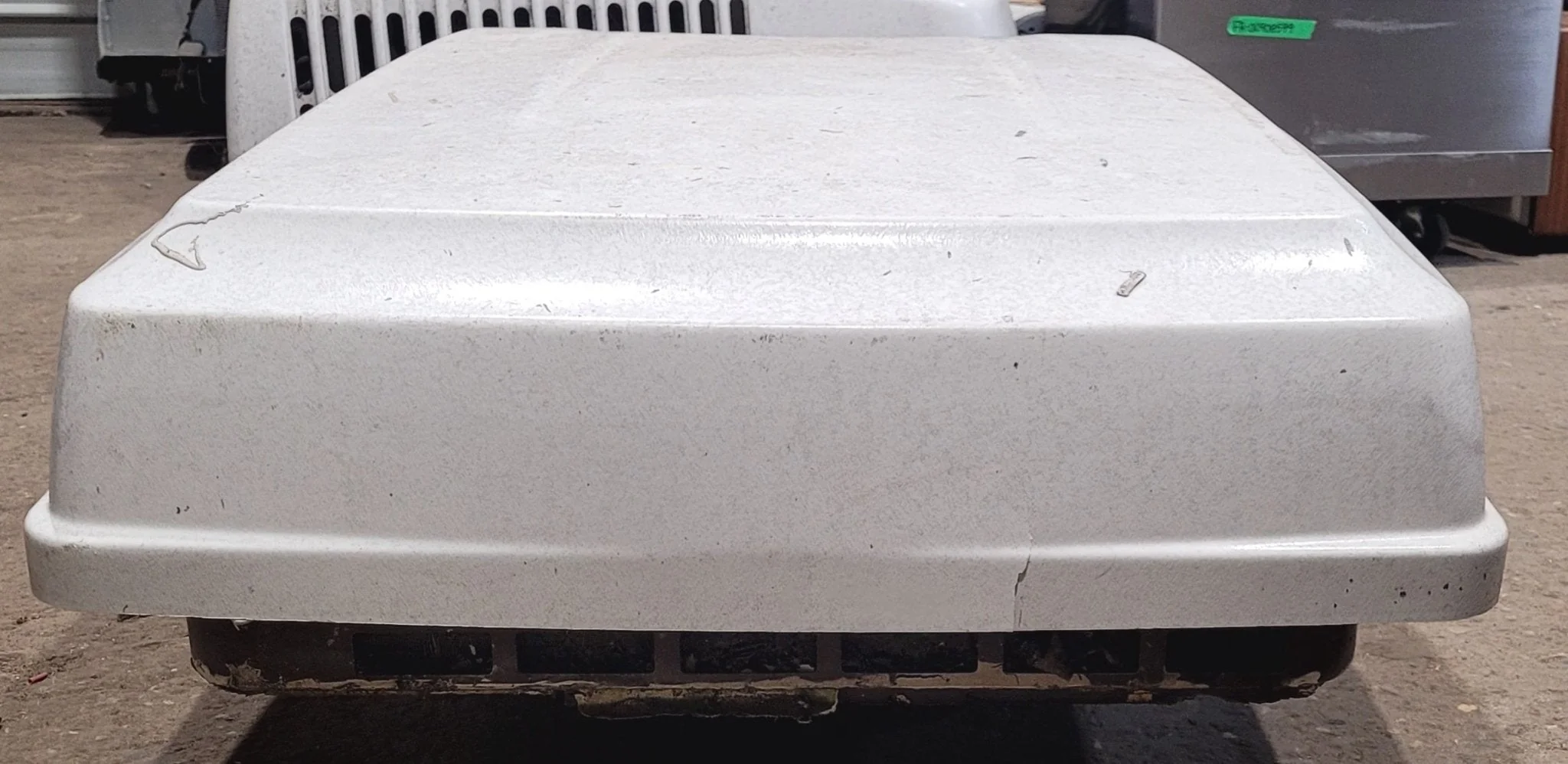 Used Duo-Therm Air Conditioner, Complete, 13500 BTU, Cool Only - 600315.304 - Image 4