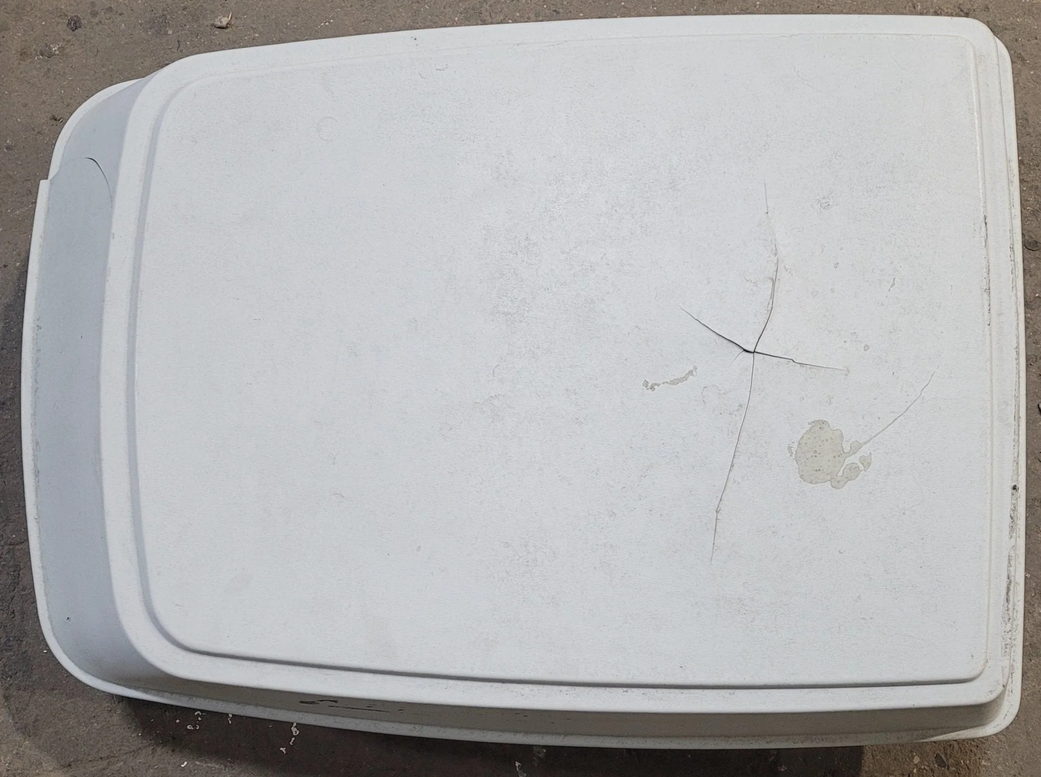 Used Duo-Therm Air Conditioner, Complete, 13500 BTU, Cool Only - 610015.305 - Image 2