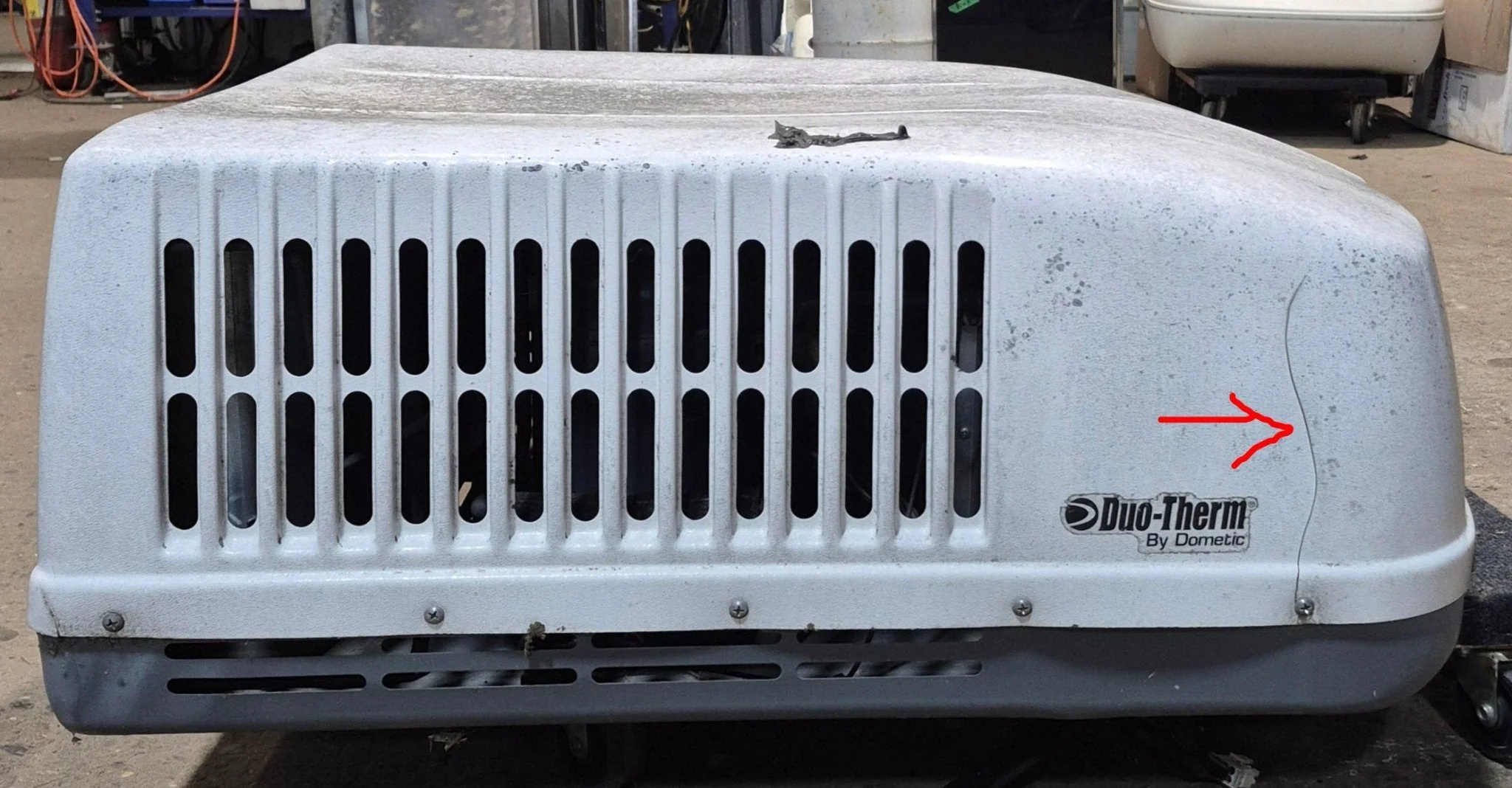 Used Duo-Therm Air conditioner, Head Unit, 13500 BTU, Cool Only - 57915.331 - Image 3