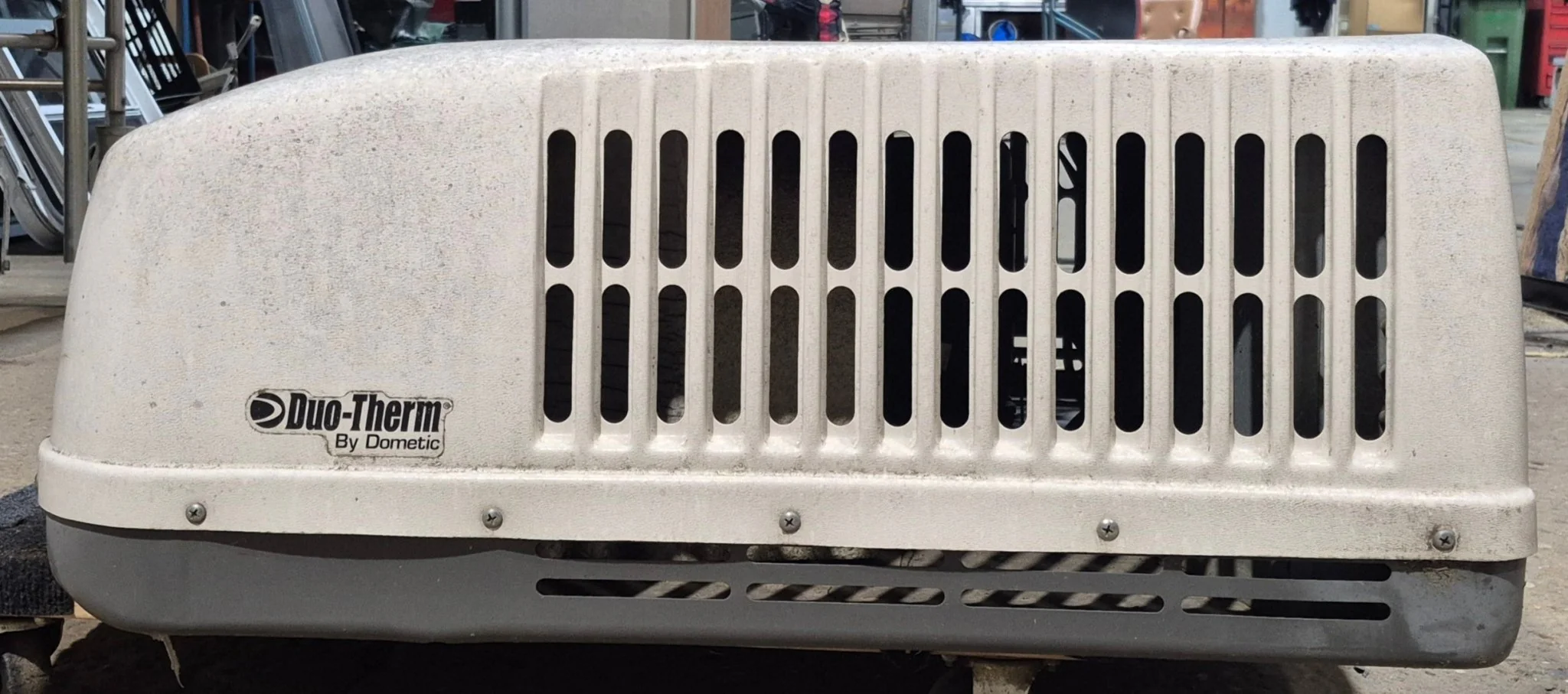 Used Duo-Therm Air conditioner, Head Unit, 13500 BTU, Cool Only - 57915.331 - Image 5