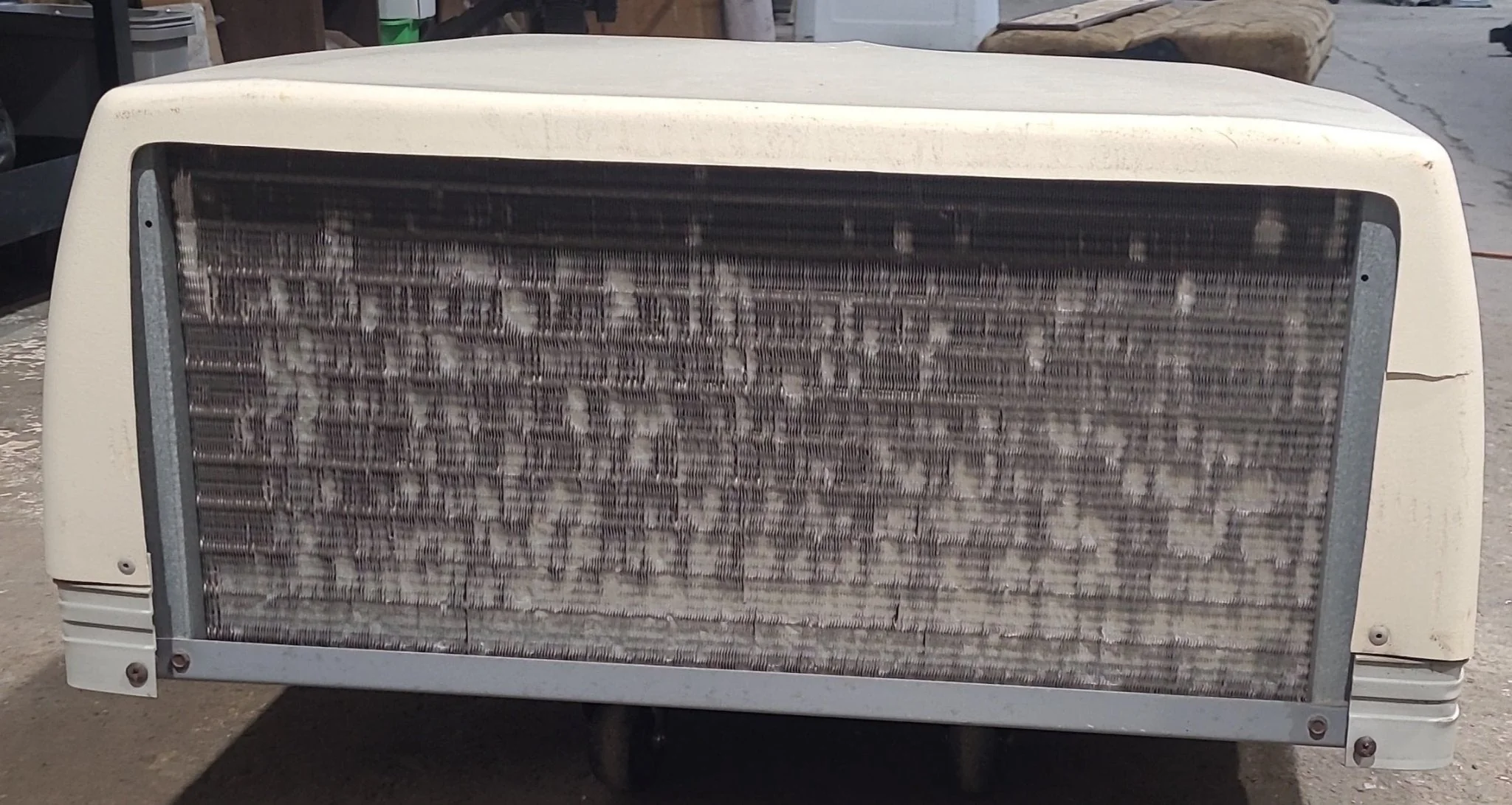 Used Duo-Therm Air Conditioner, Head Unit, 13500 BTU, Cool Only - 57915.602 - Image 5