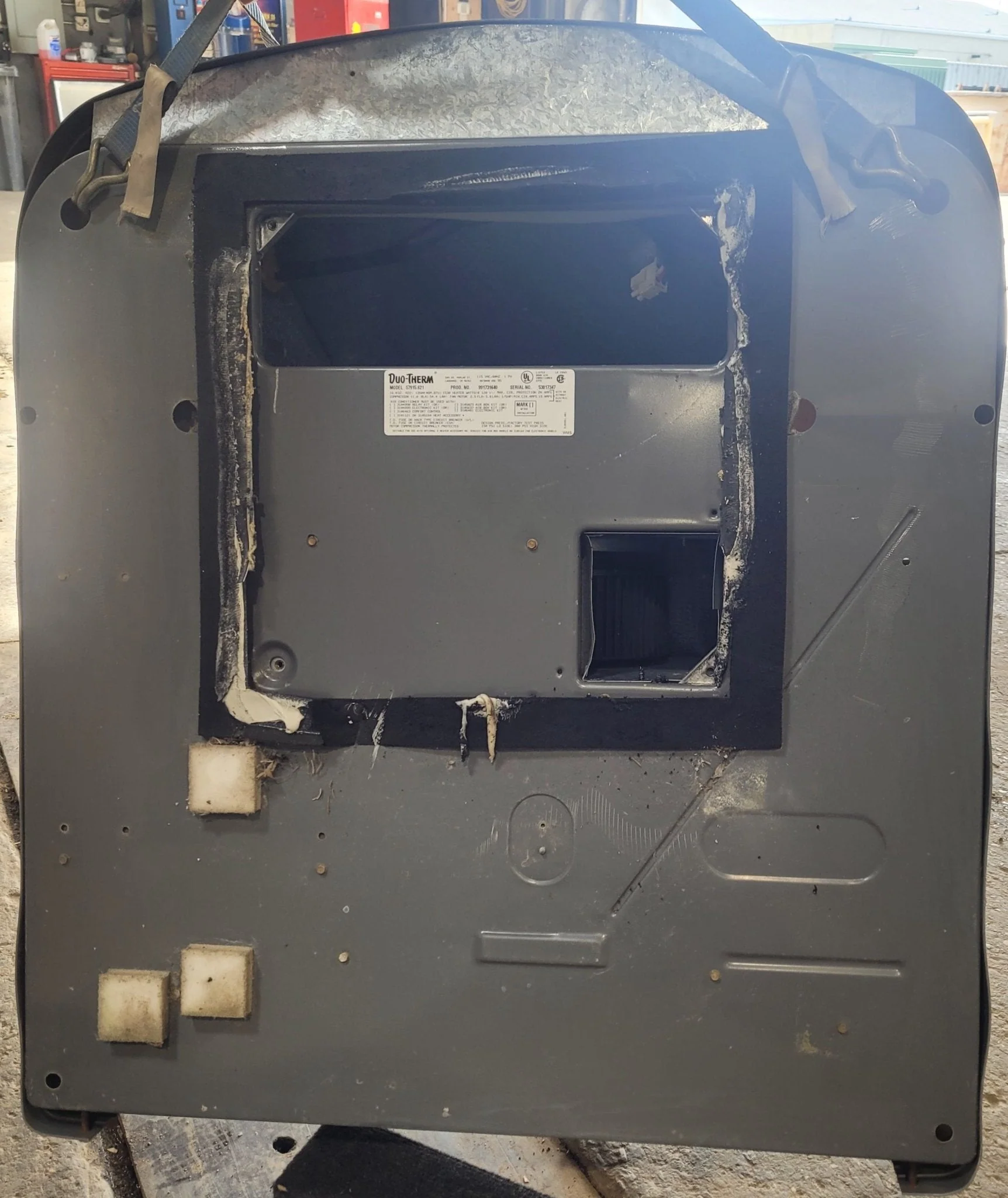 Used Duo-Therm Air Conditioner, Head Unit, 13500 BTU, Cool Only - 57915.621 - Image 7