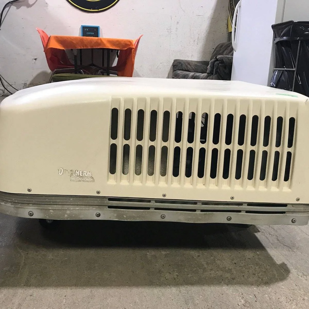 Used Duo-Therm Air Conditioner, Head Unit, 13500 BTU, Cool Only - 57915.622 - Image 5