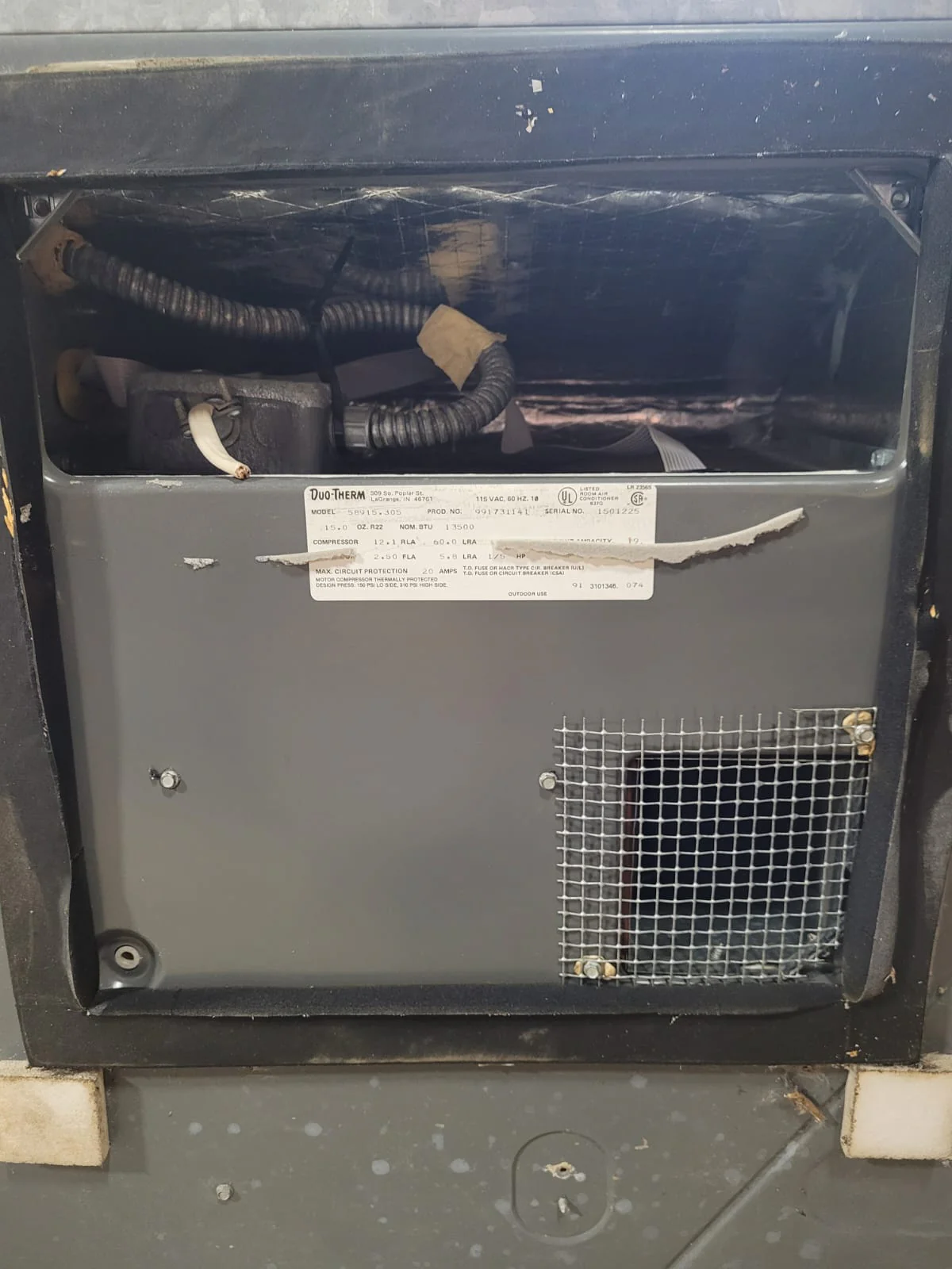 Used Duo-Therm Air Conditioner, Head Unit, 13500 BTU, Cool Only - 58915.305 HAS RIBBON STYLE WIRE CONNECTOR - Image 7