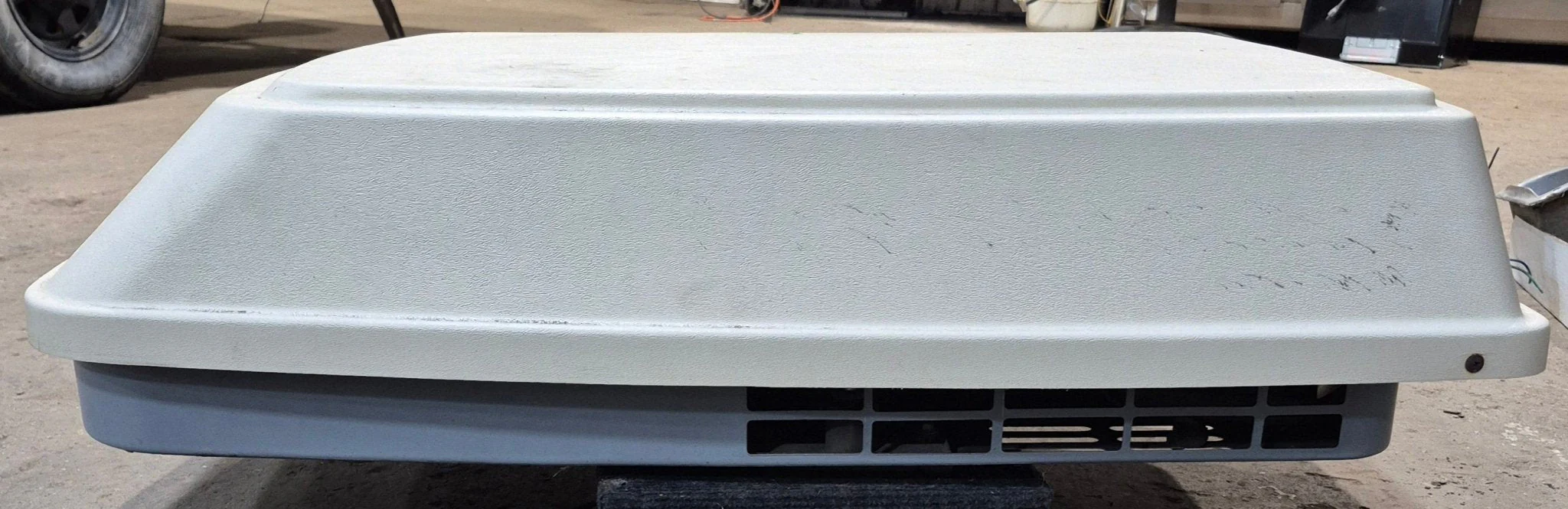 Used Duo-Therm Penguin Air Conditioner, Head Unit, 13500 BTU, Cool Only - 610015.305 - Image 3