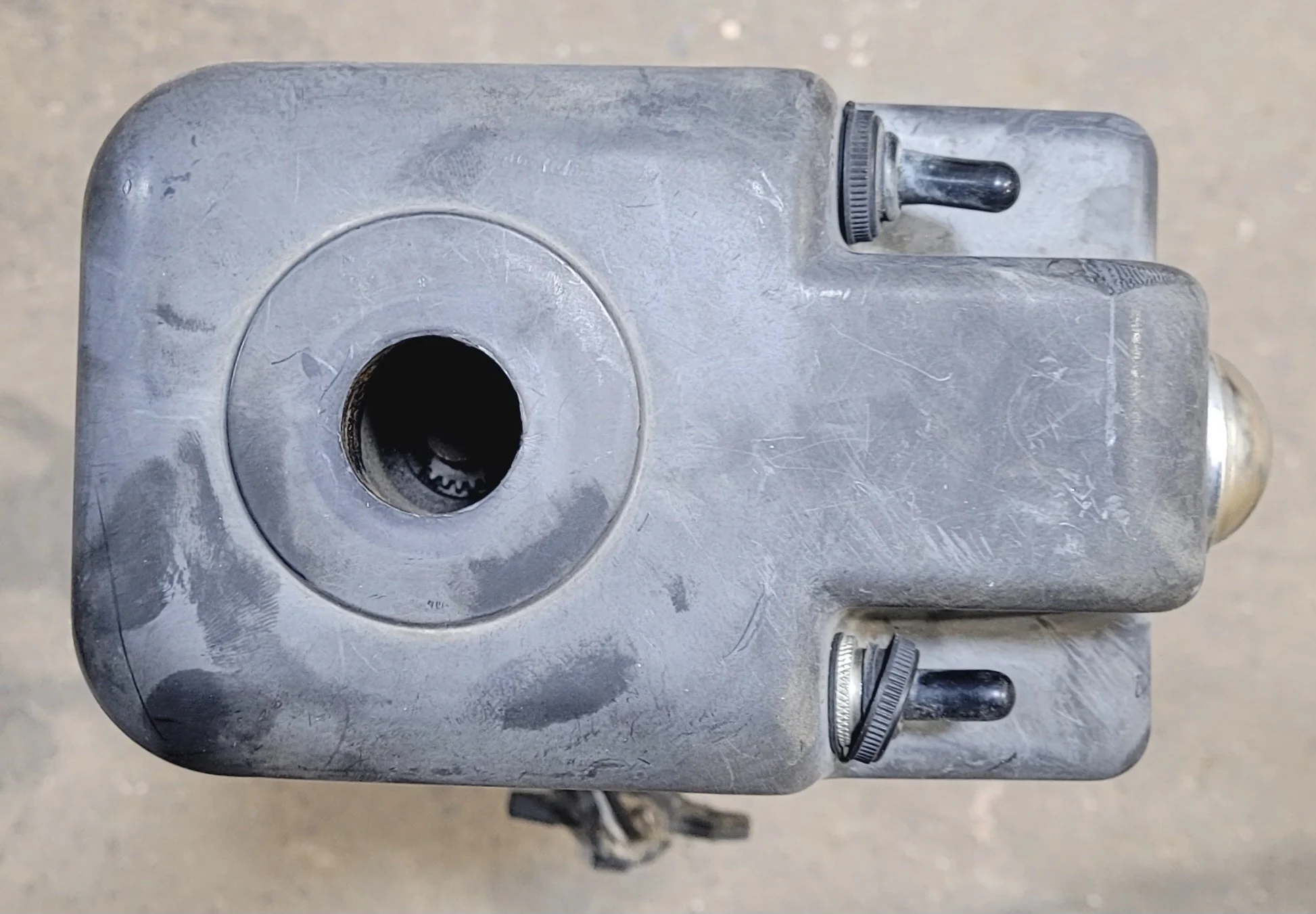 Used Electric/Power Tongue Jack - A-Frame style - Image 8